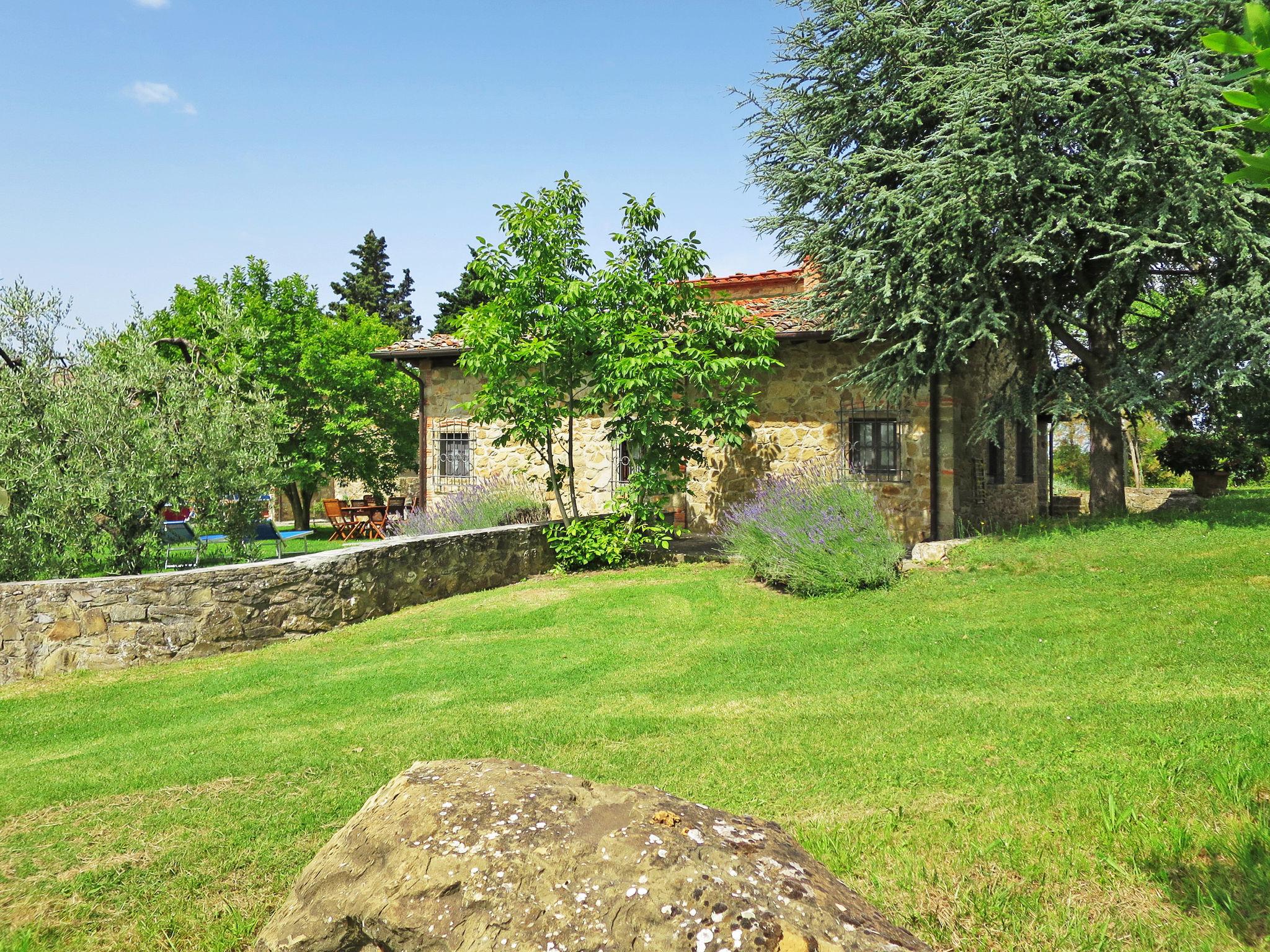 Photo 20 - Maison de 3 chambres à Loro Ciuffenna avec piscine et jardin