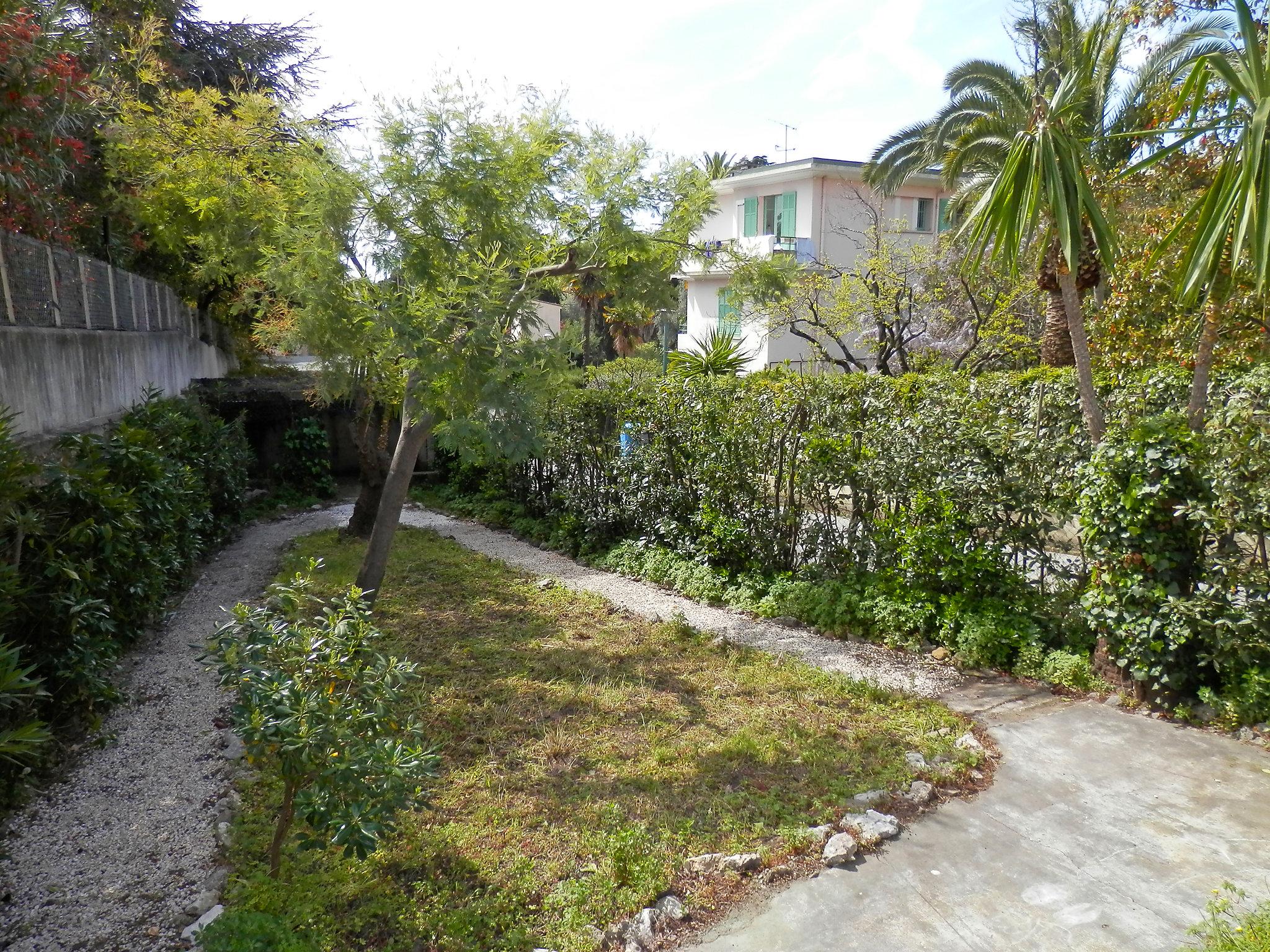 Photo 18 - Maison de 2 chambres à Cannes avec jardin et terrasse