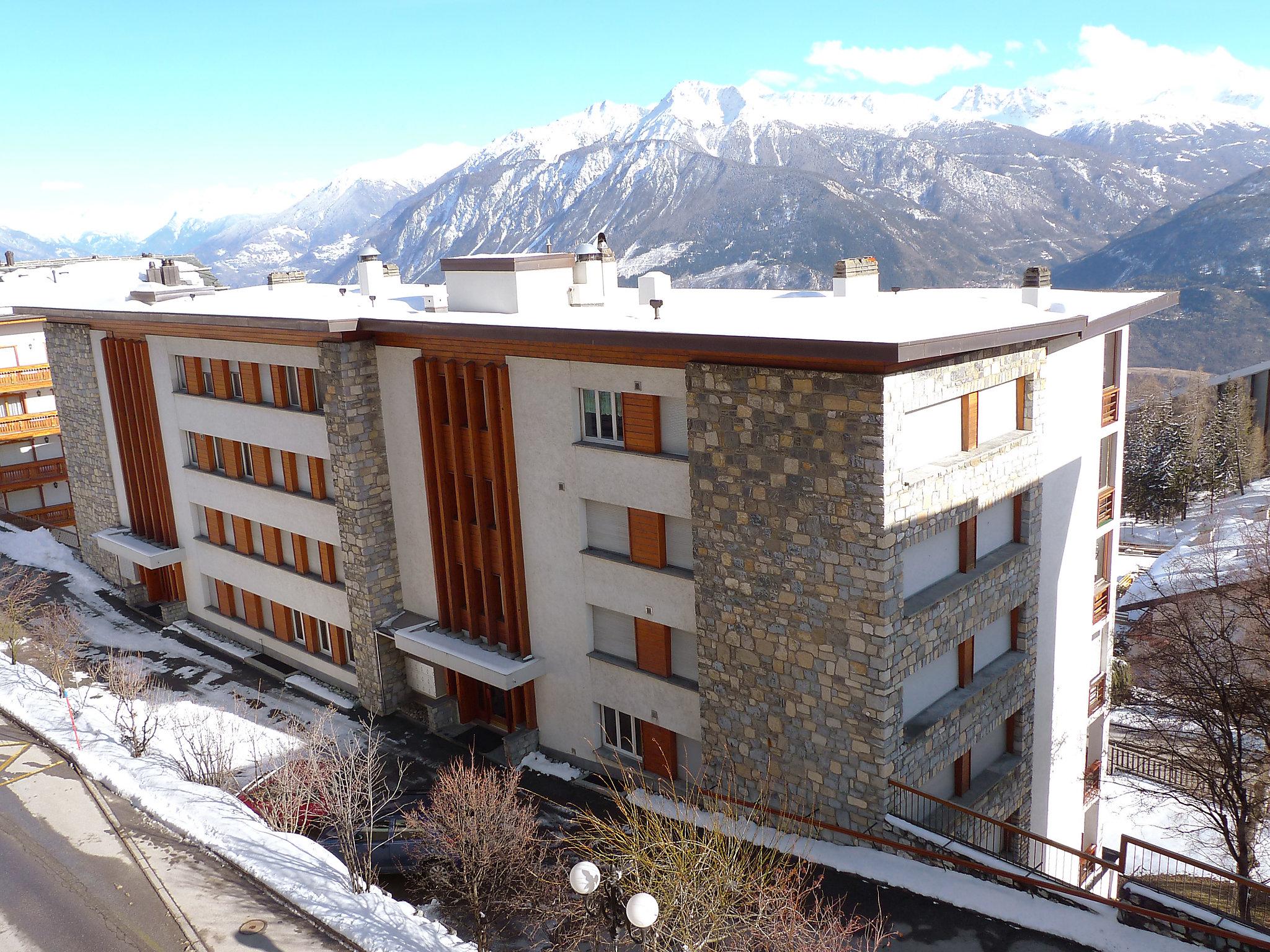 Foto 22 - Apartamento de 2 habitaciones en Crans-Montana con vistas a la montaña