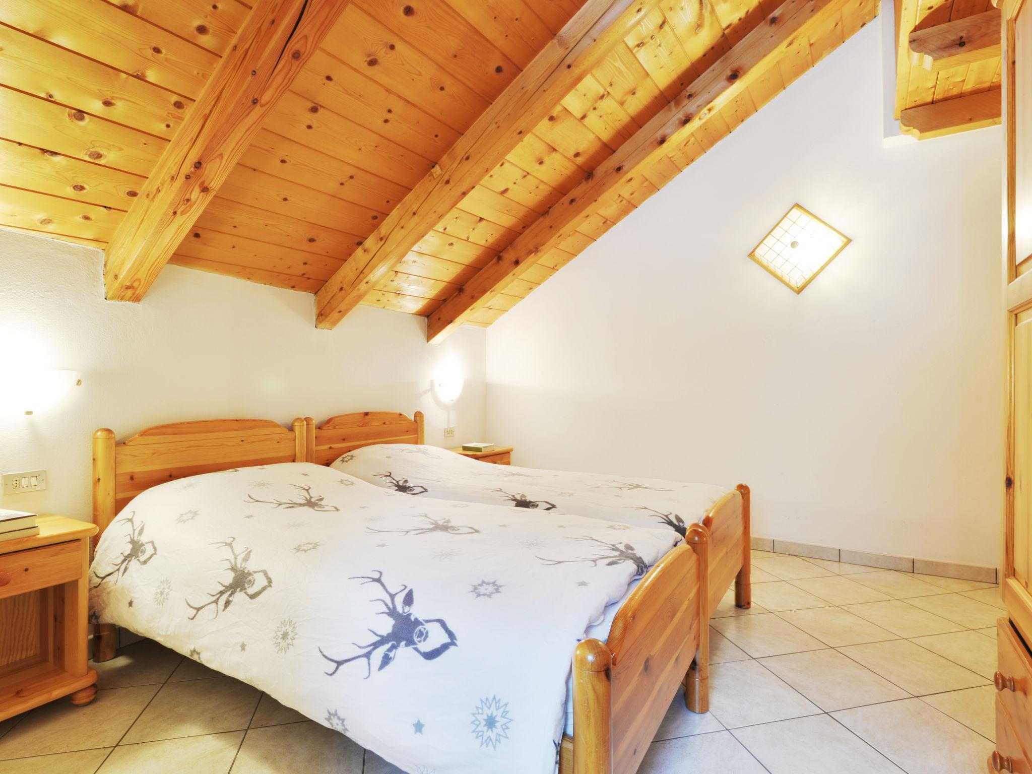 Photo 8 - Appartement de 1 chambre à Campitello di Fassa avec vues sur la montagne