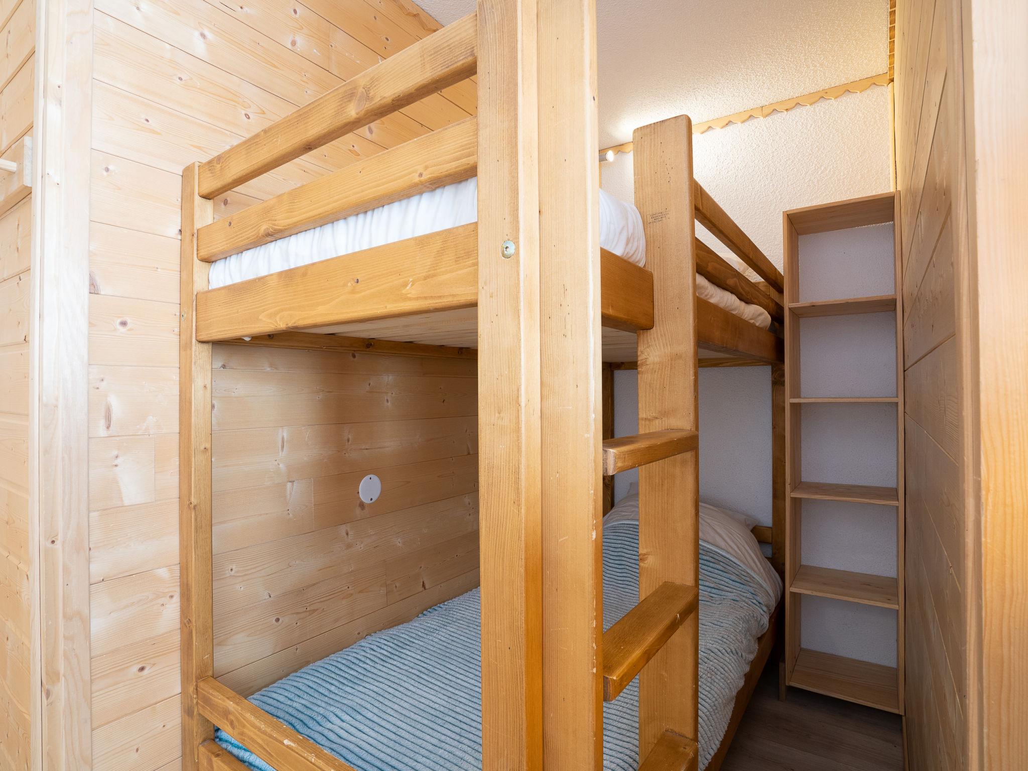 Foto 9 - Appartamento con 2 camere da letto a Tignes con vista sulle montagne