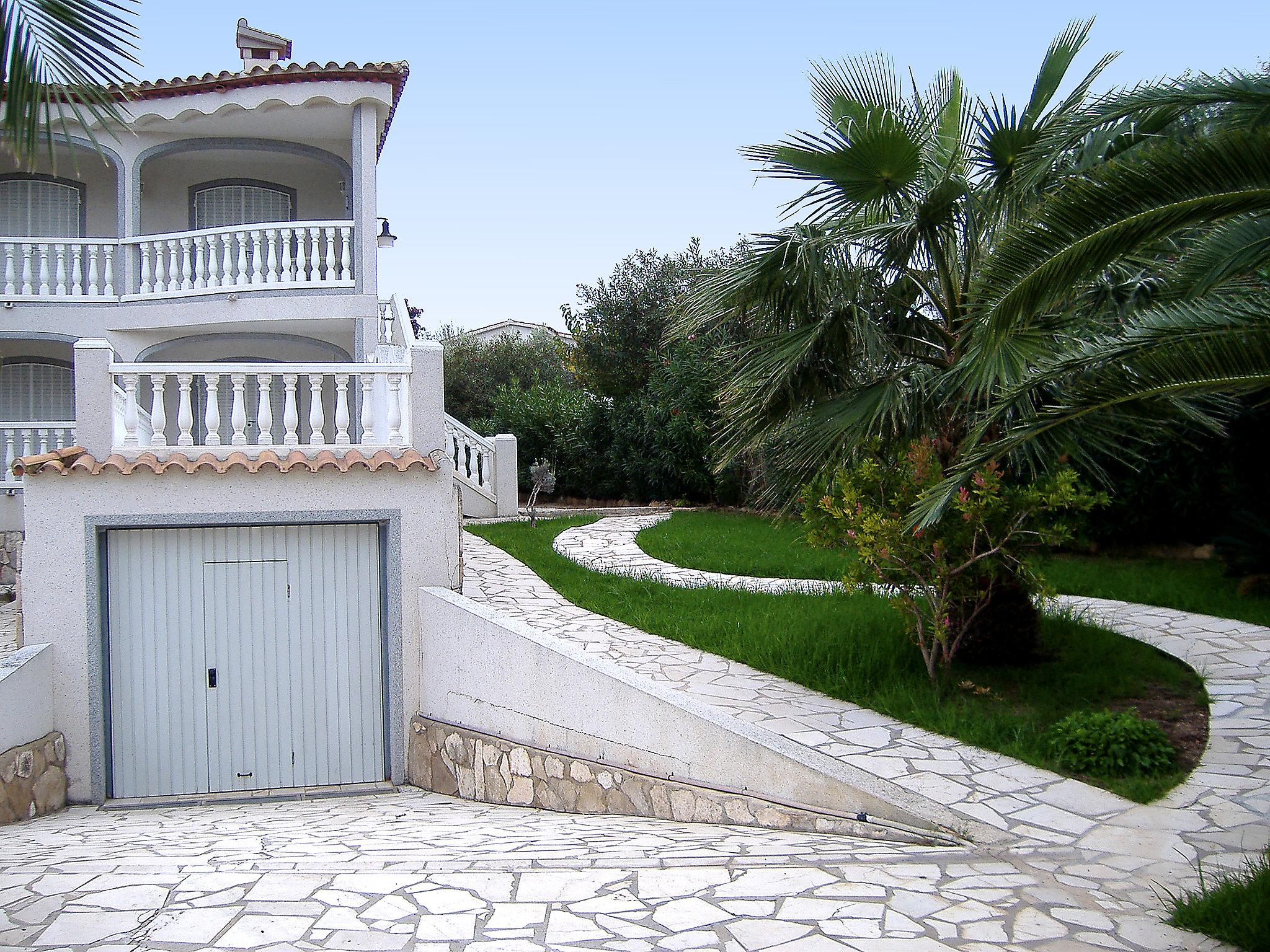 Foto 15 - Casa con 3 camere da letto a l'Ampolla con piscina privata e vista mare