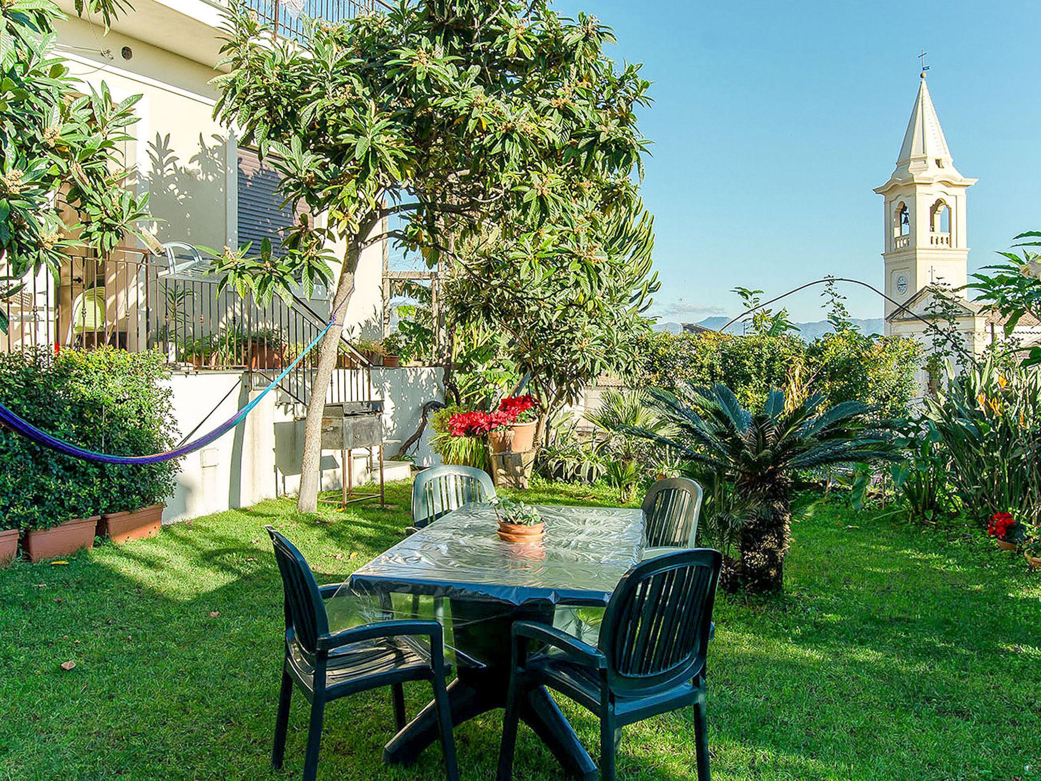 Photo 1 - Appartement de 3 chambres à Mascali avec jardin et terrasse