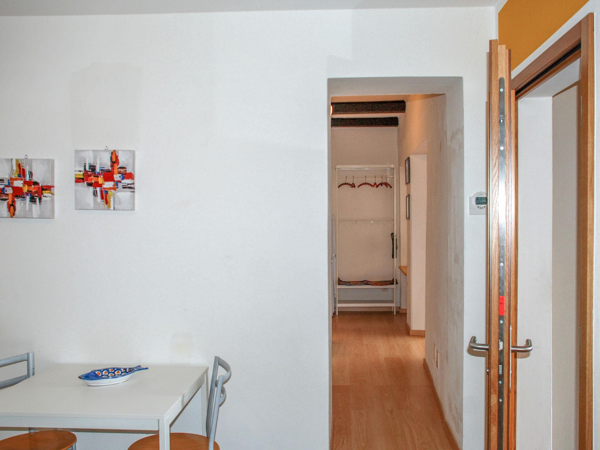 Foto 10 - Apartamento de 1 quarto em Losone