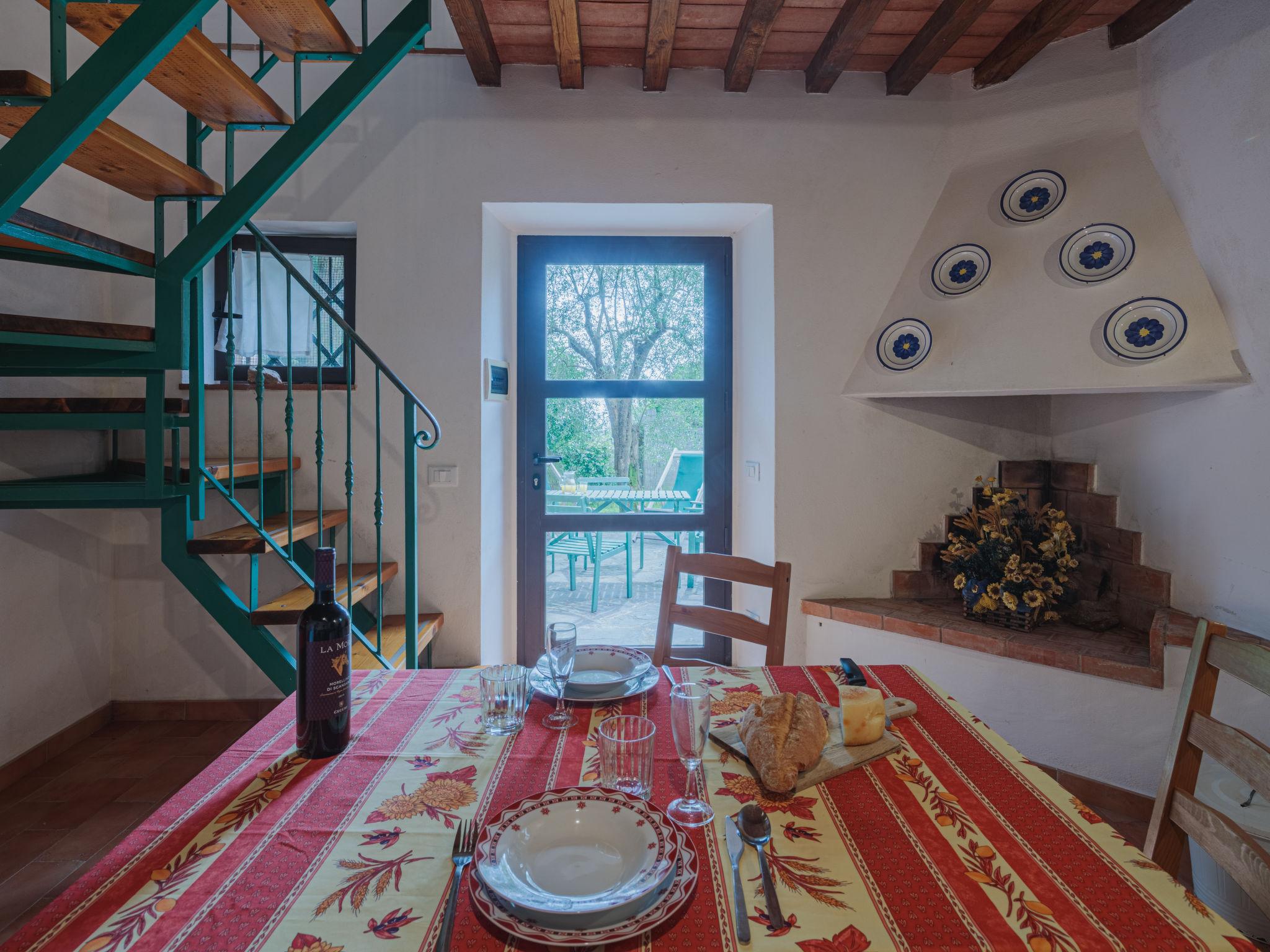 Photo 8 - Maison de 1 chambre à Massa avec jardin et terrasse