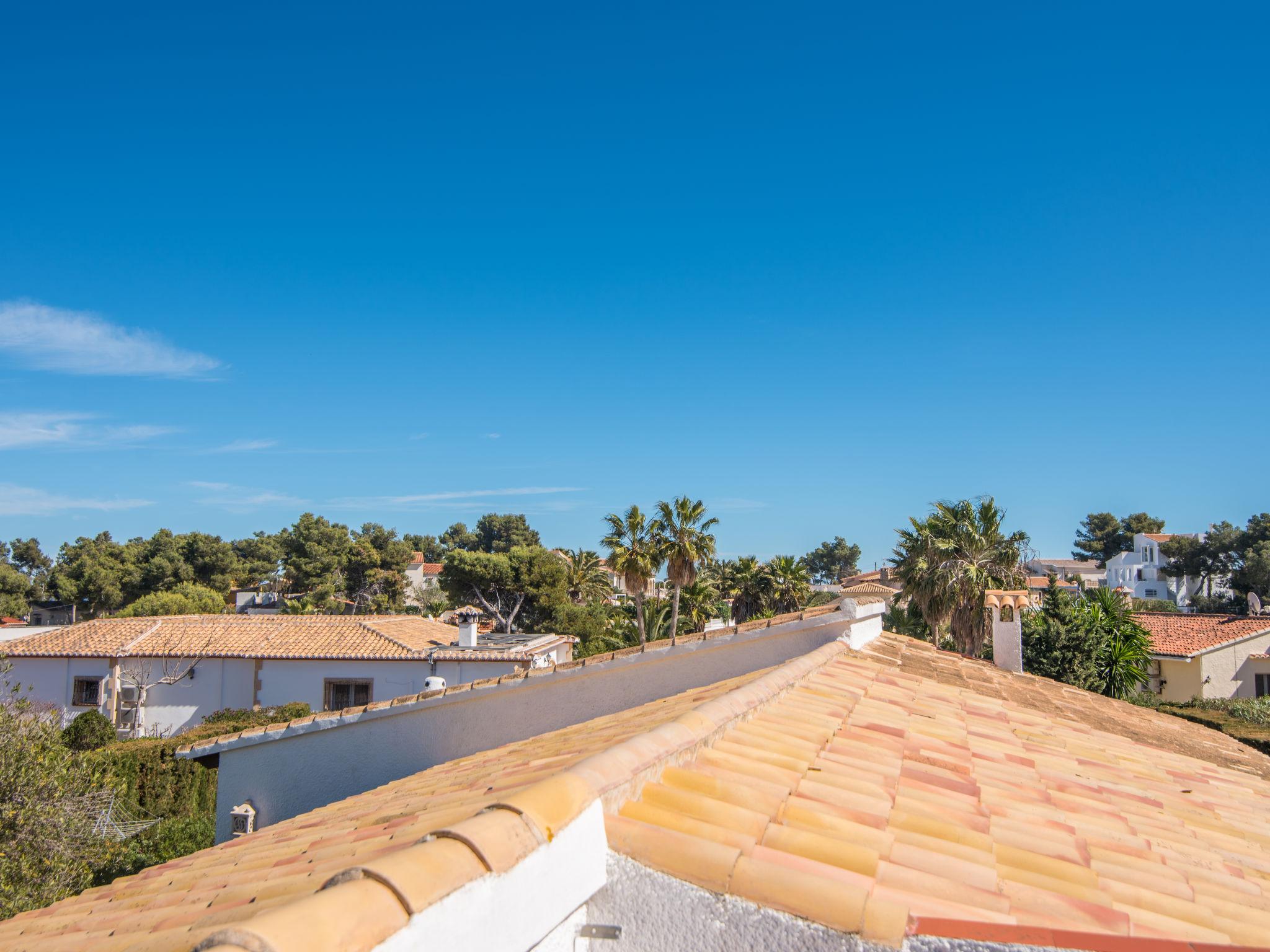 Foto 27 - Casa de 4 quartos em Jávea com piscina privada e vistas do mar