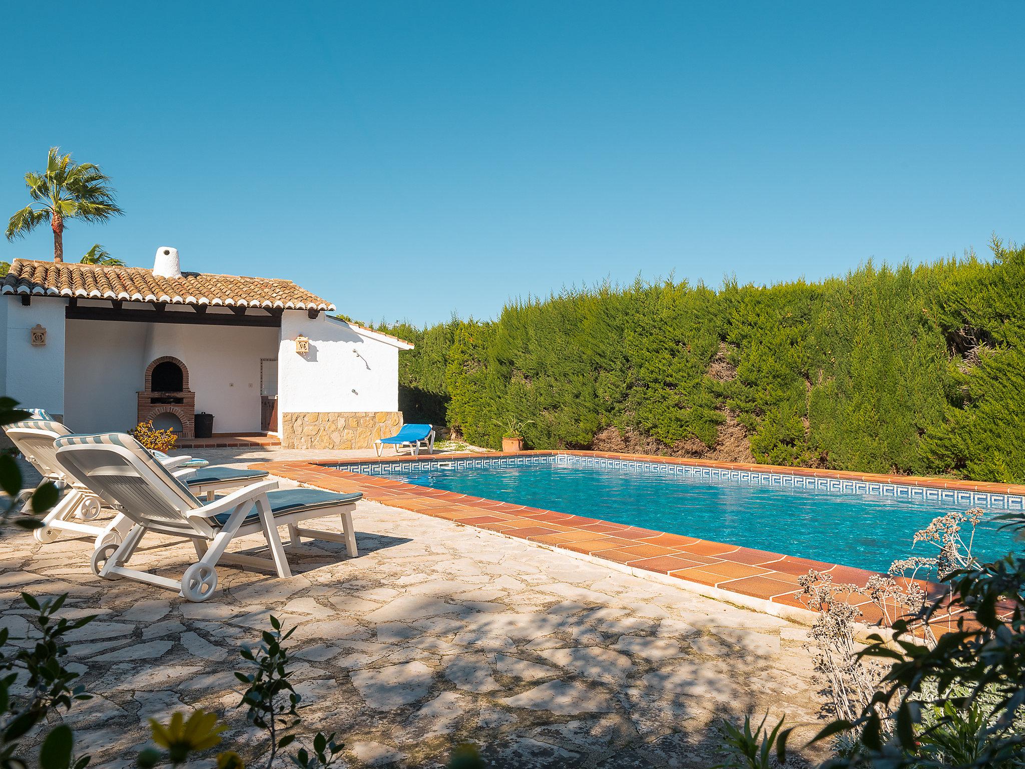 Foto 3 - Casa de 4 quartos em Jávea com piscina privada e vistas do mar