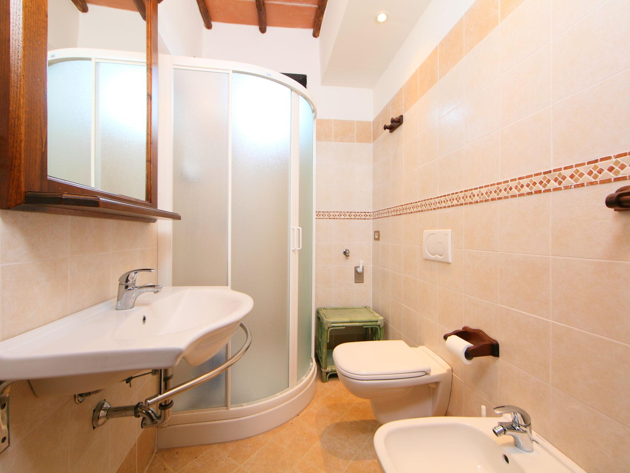 Photo 15 - 4 bedroom Apartment in Asciano with swimming pool