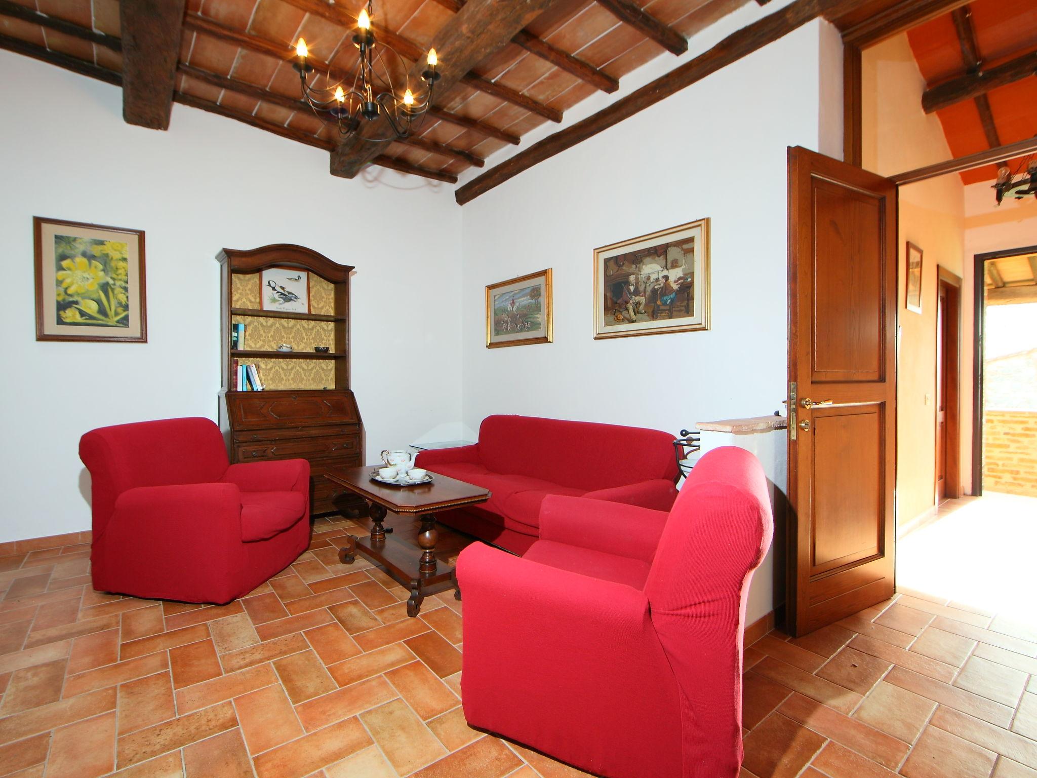 Photo 13 - 4 bedroom Apartment in Asciano with swimming pool and garden