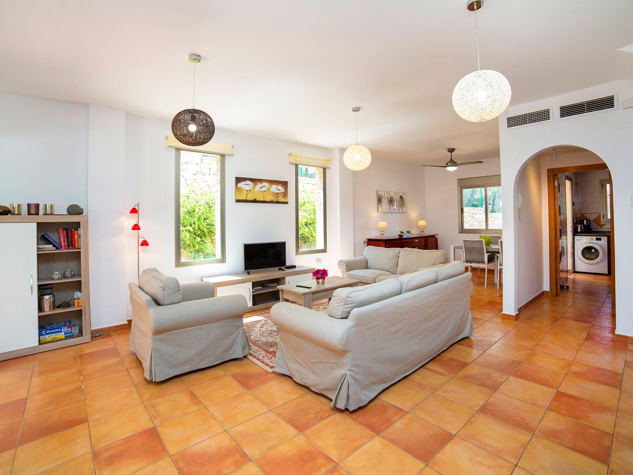 Photo 4 - Maison de 2 chambres à Calp avec piscine et vues à la mer