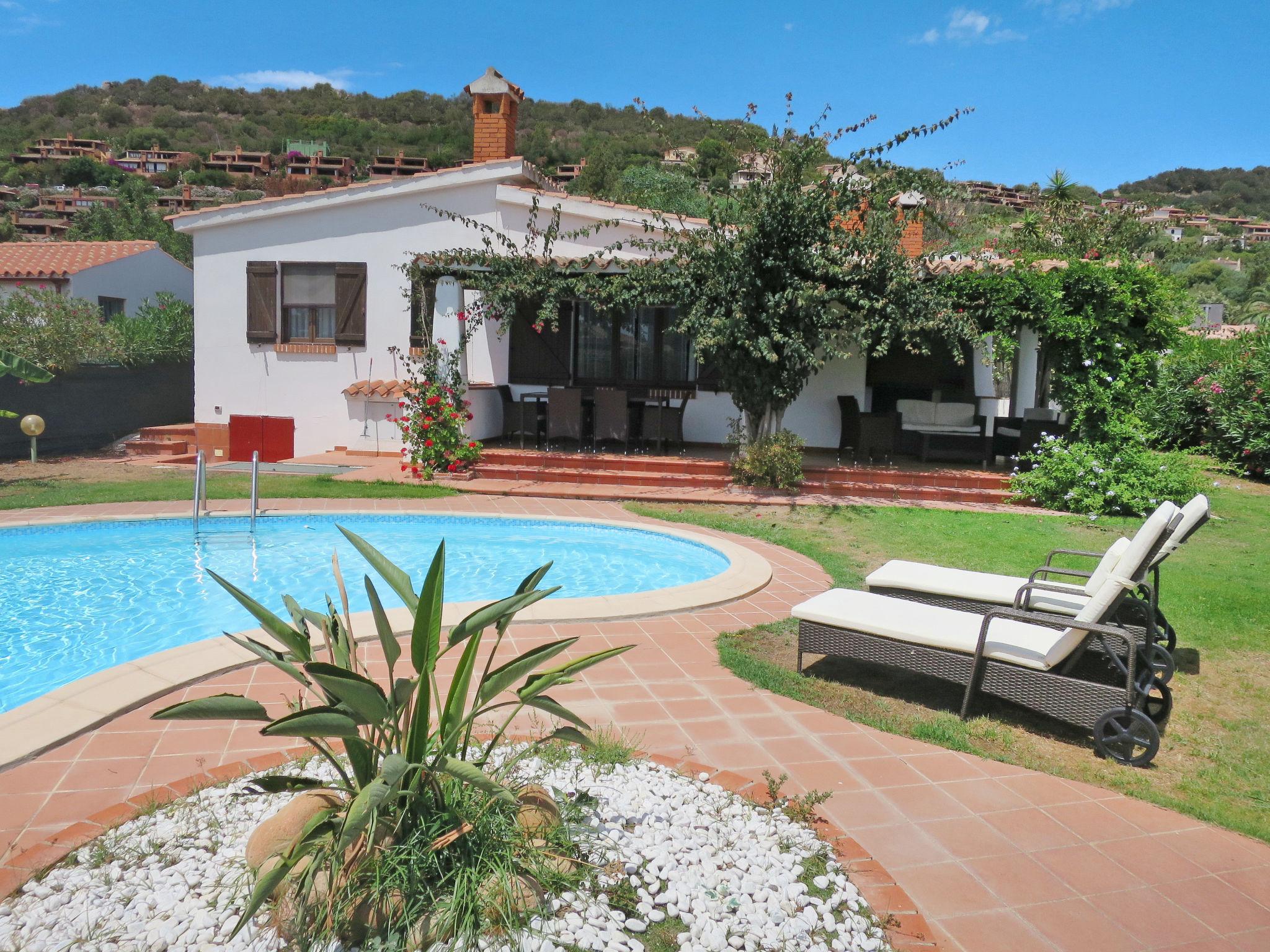 Foto 6 - Casa de 4 habitaciones en Muravera con piscina privada y vistas al mar