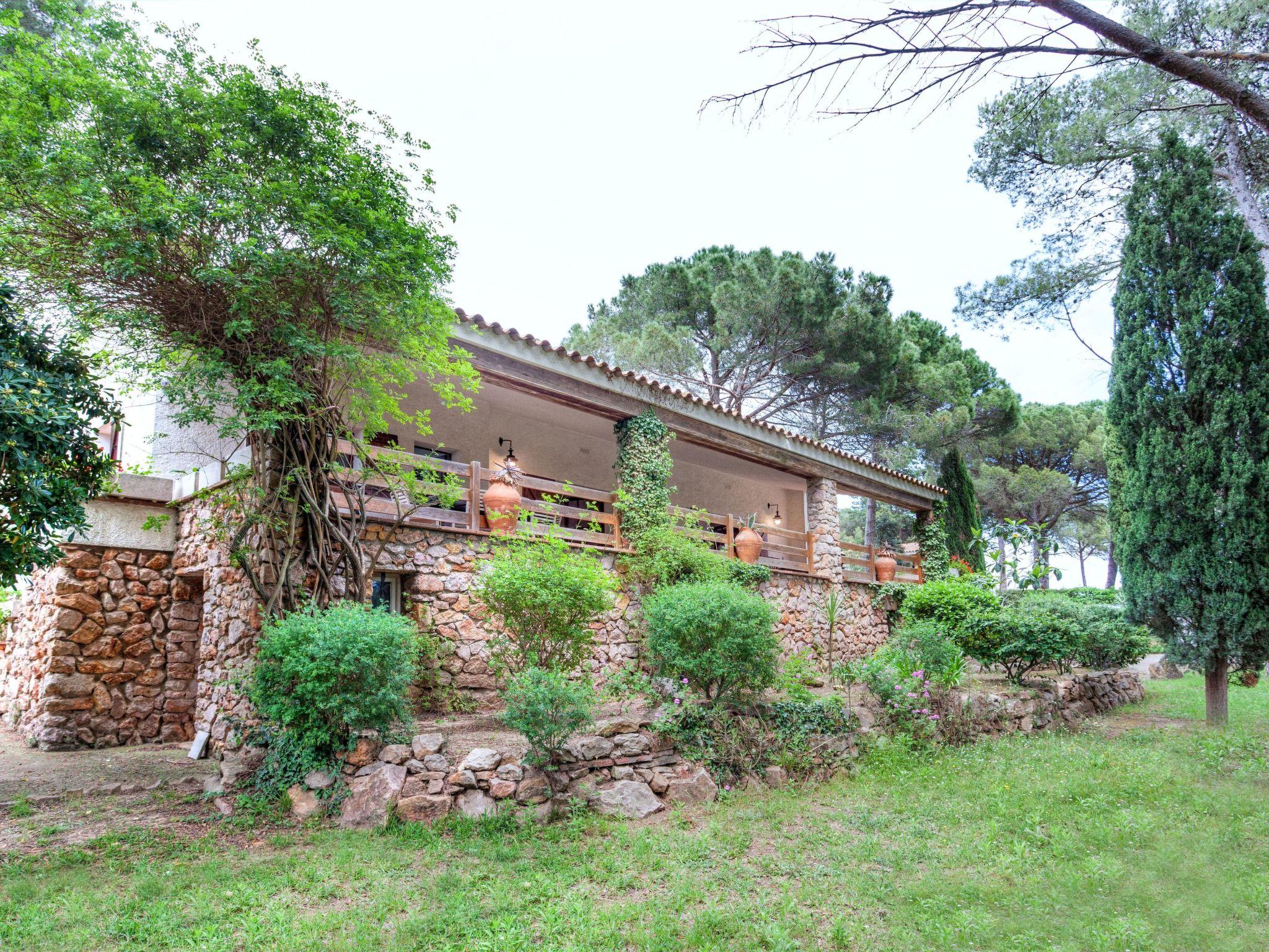 Photo 3 - Maison de 3 chambres à l'Escala avec jardin et terrasse