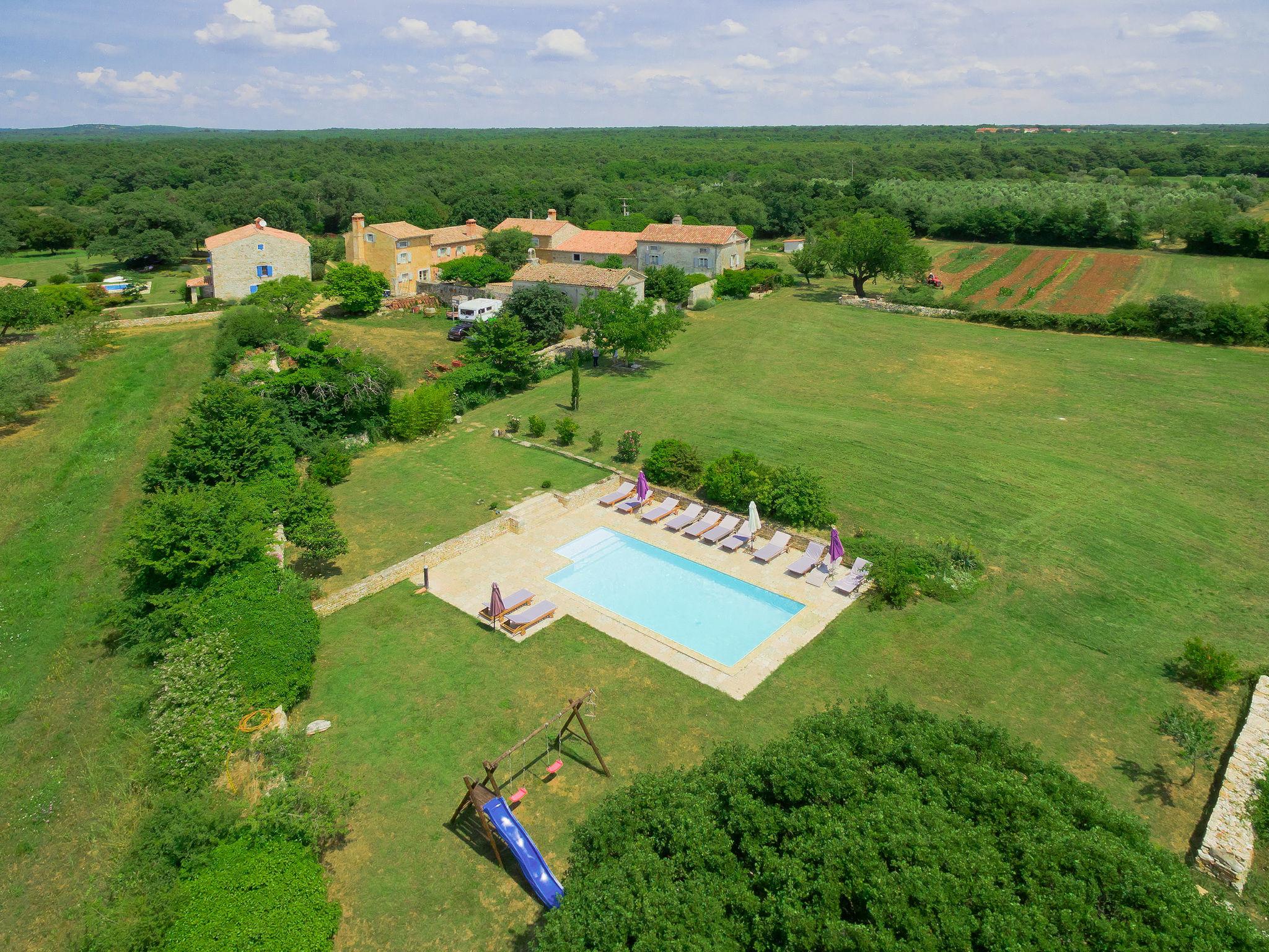 Foto 2 - Casa de 7 habitaciones en Vodnjan con piscina privada y vistas al mar