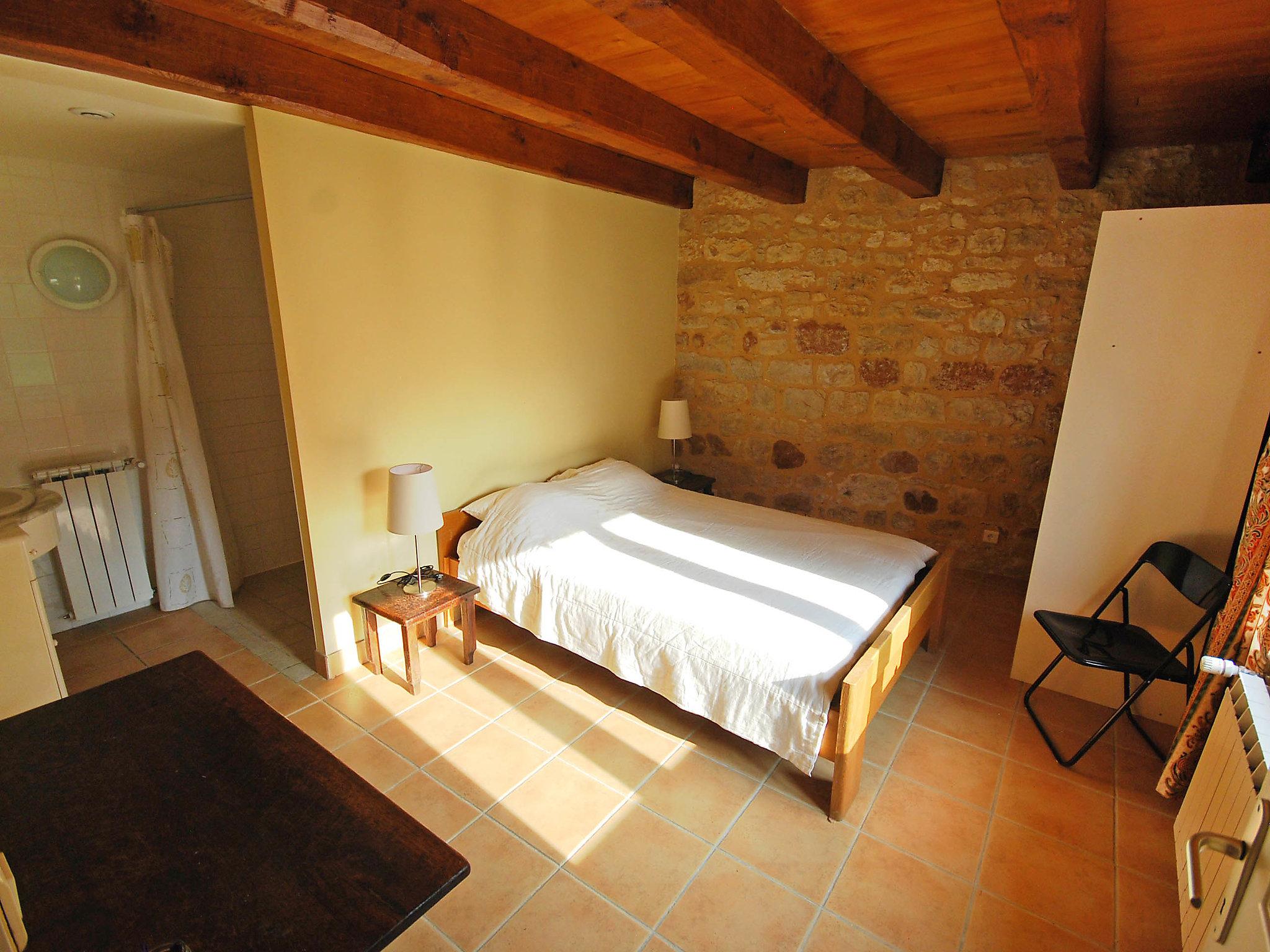 Foto 13 - Casa con 6 camere da letto a Grézels con piscina privata e terrazza