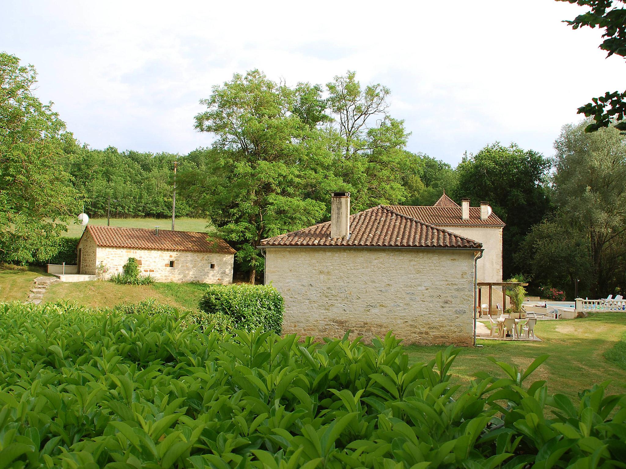 Foto 26 - Casa con 7 camere da letto a Grézels con piscina privata e terrazza