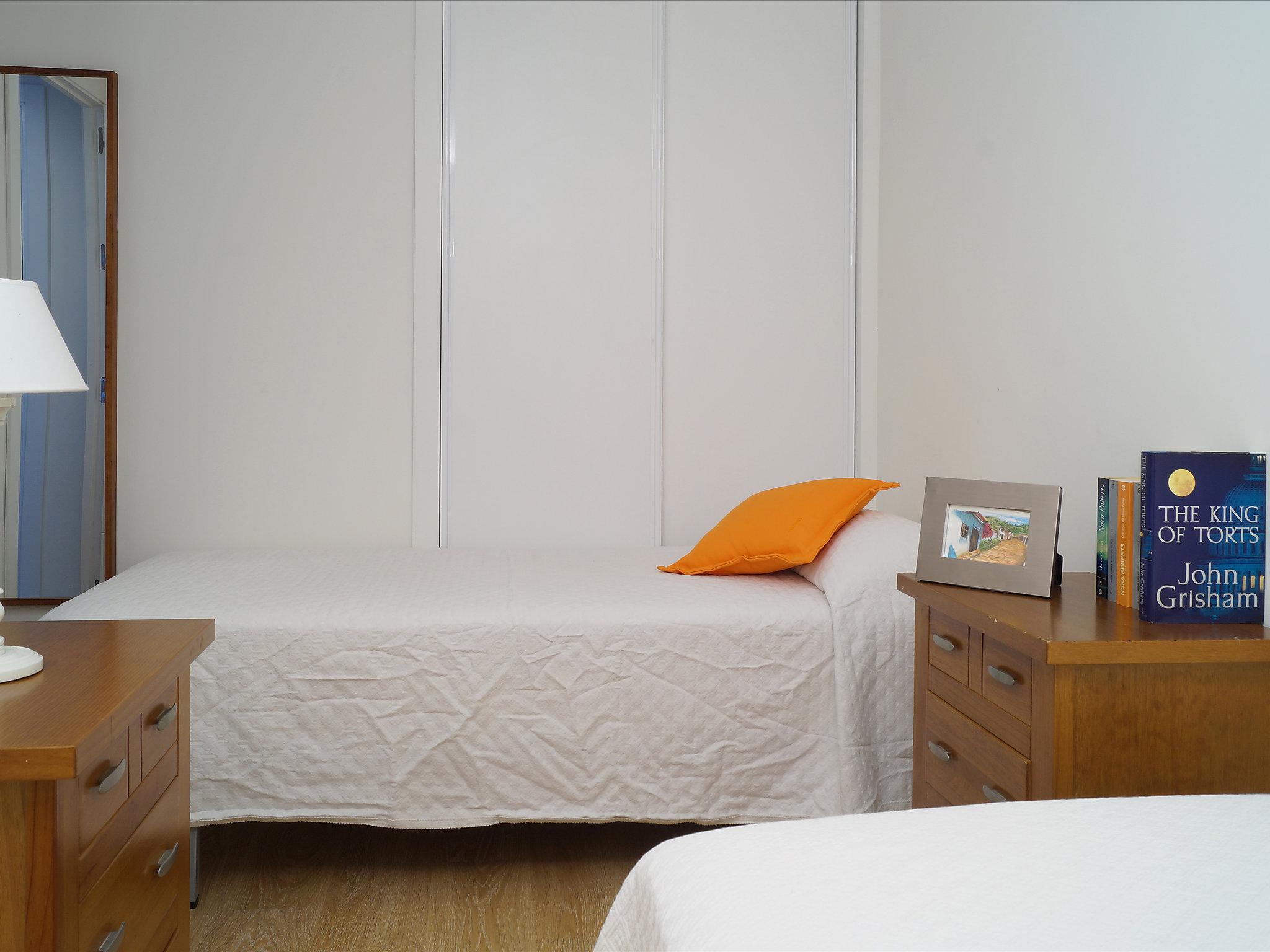 Foto 18 - Appartamento con 2 camere da letto a Marbella con piscina e vista mare