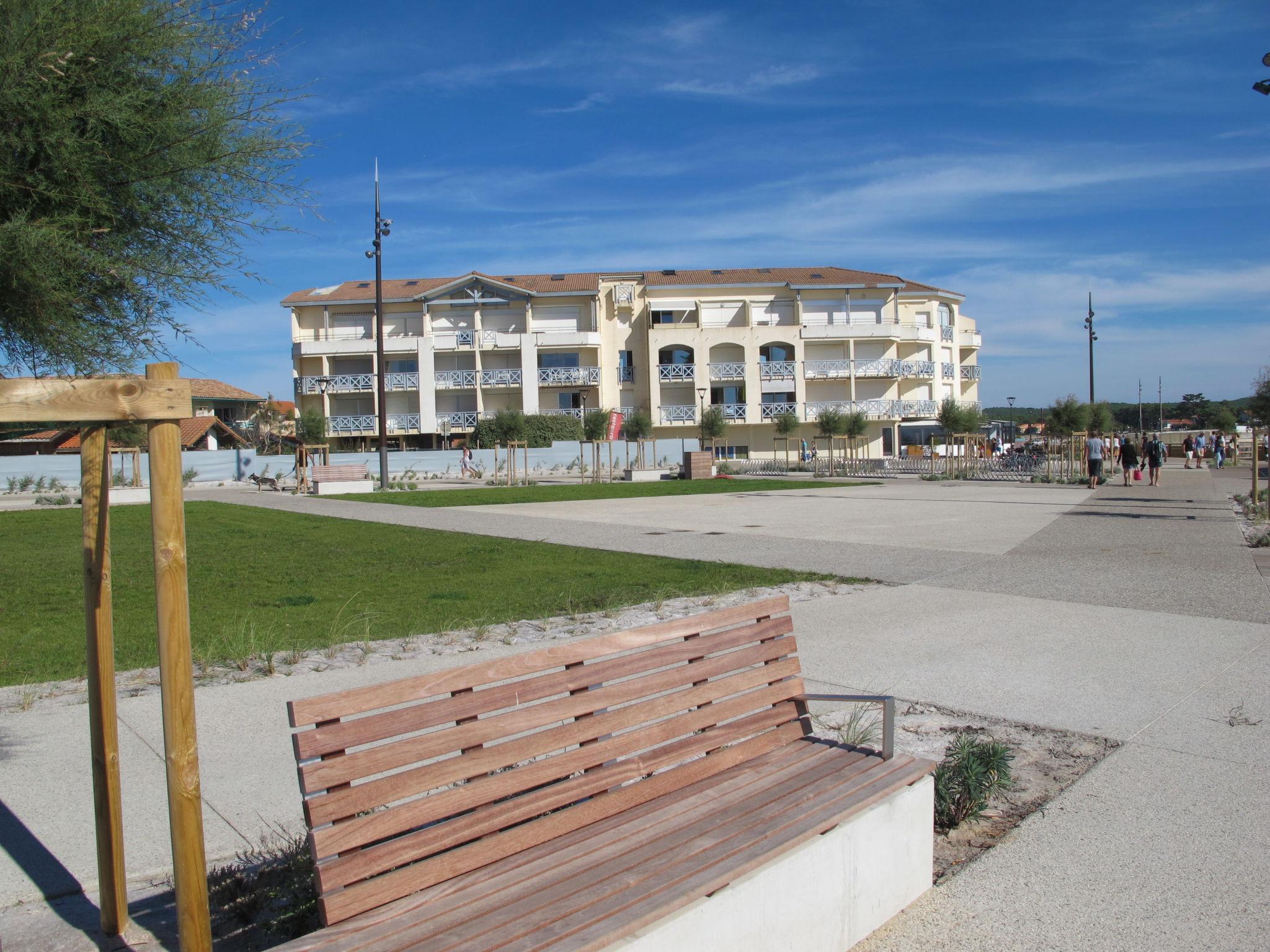 Foto 5 - Apartamento de 1 habitación en Mimizan con vistas al mar