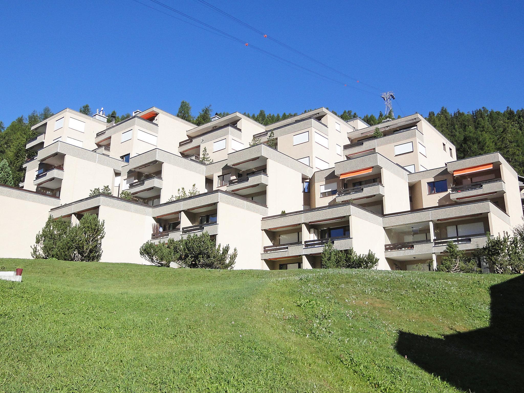 Foto 14 - Apartamento en Sankt Moritz con terraza y vistas a la montaña