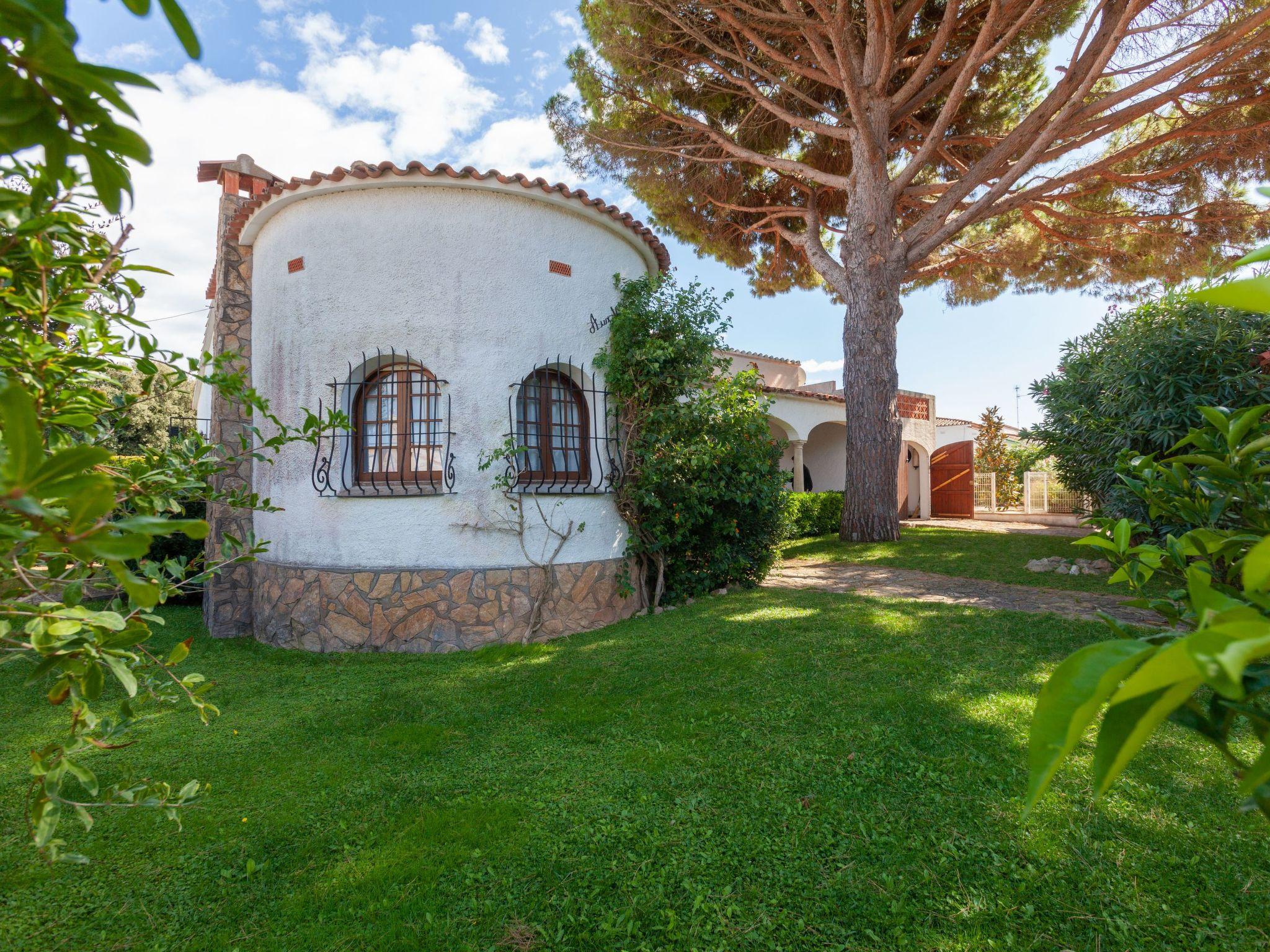 Photo 5 - 3 bedroom House in l'Escala with private pool and sea view