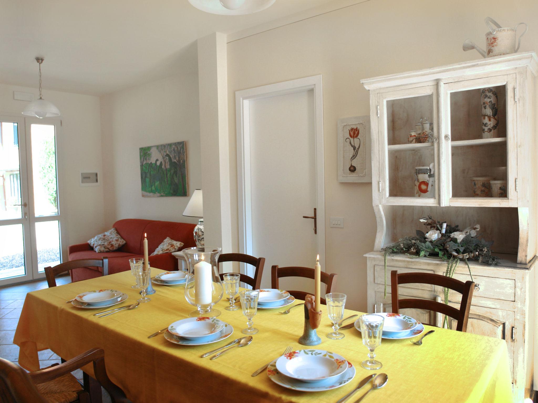 Photo 7 - 4 bedroom House in Palaia with swimming pool and garden