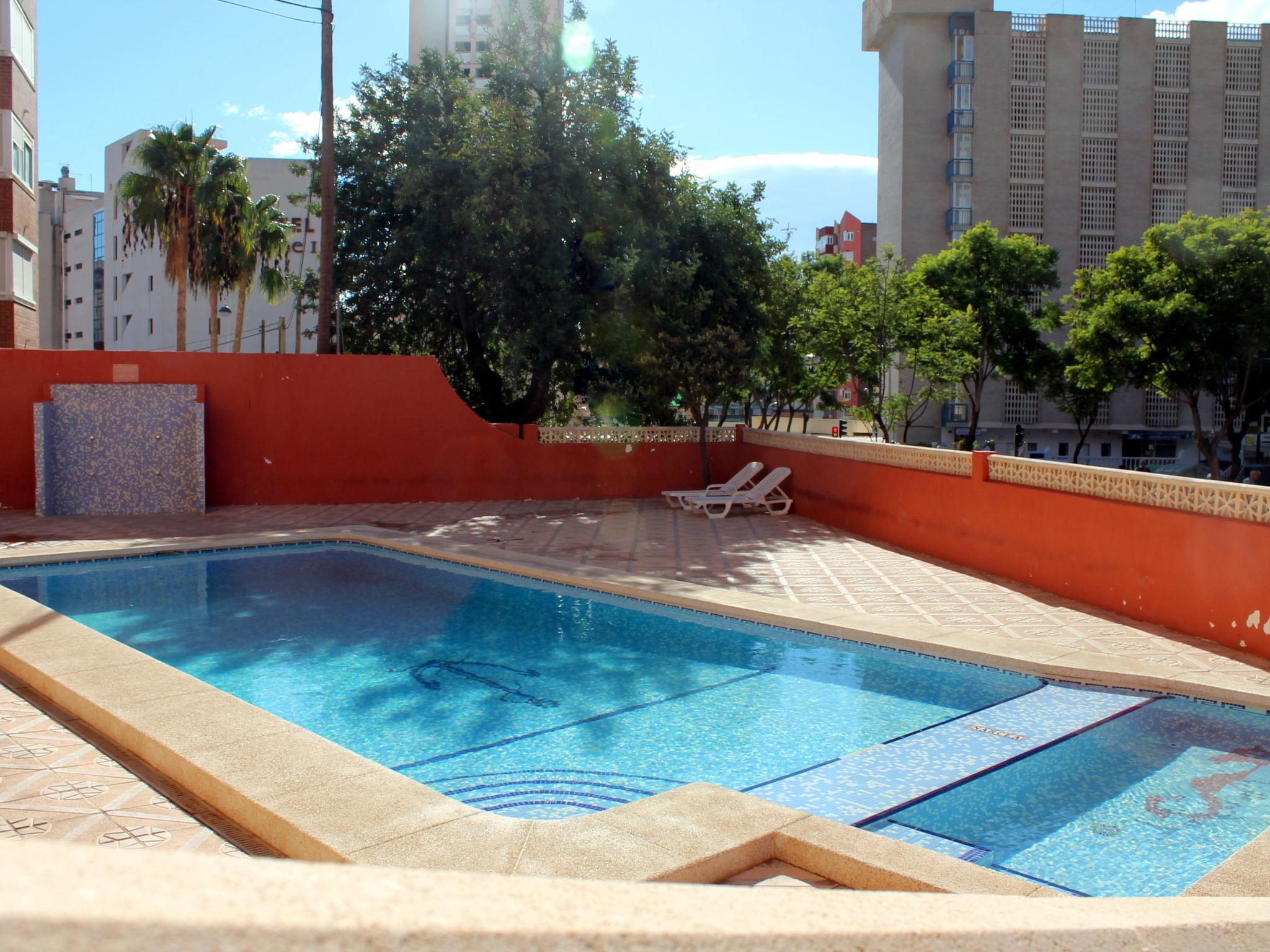 Foto 1 - Apartamento de 1 habitación en Benidorm con piscina y terraza