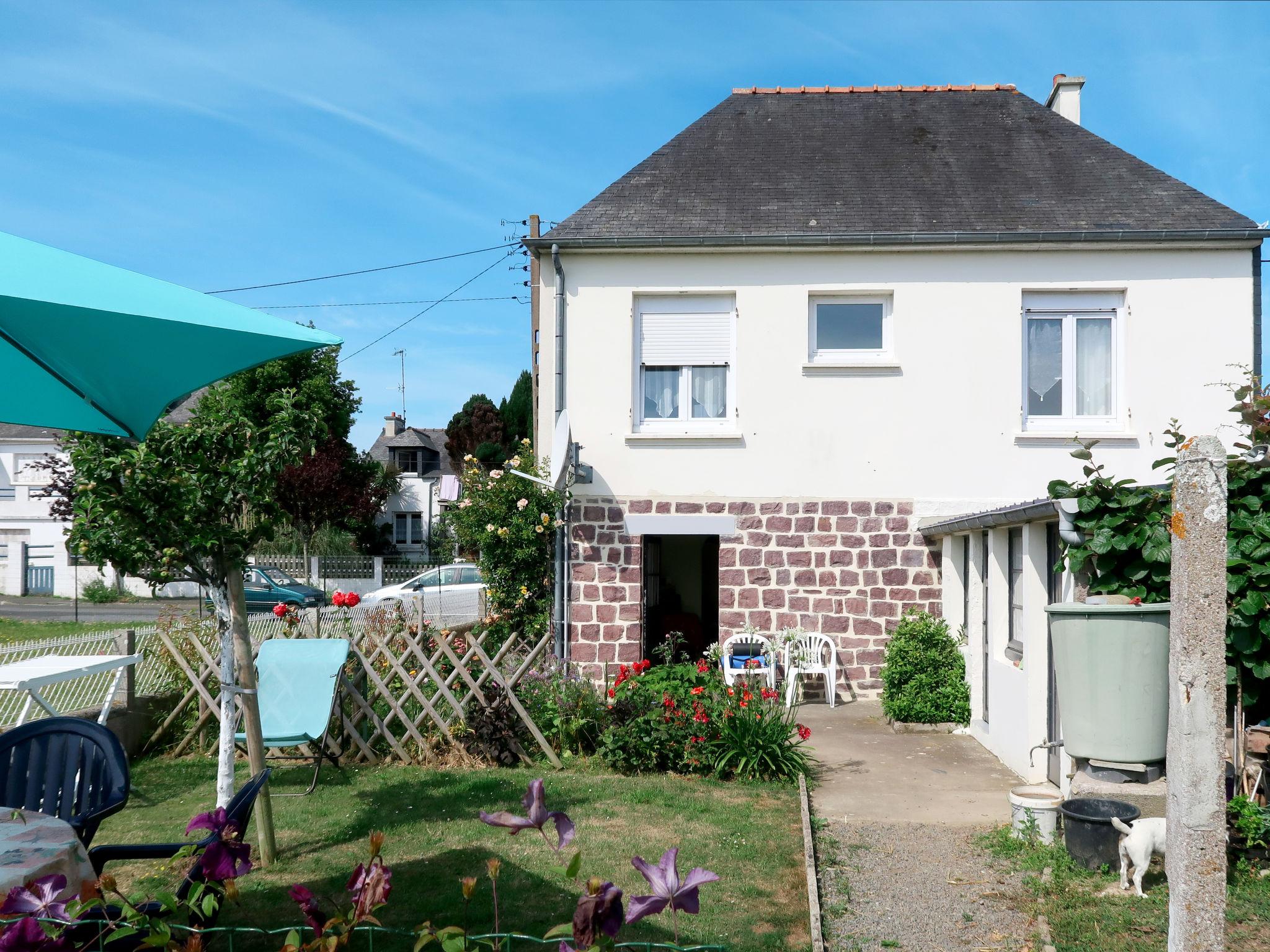 Photo 18 - Maison de 2 chambres à Pléneuf-Val-André avec jardin et vues à la mer