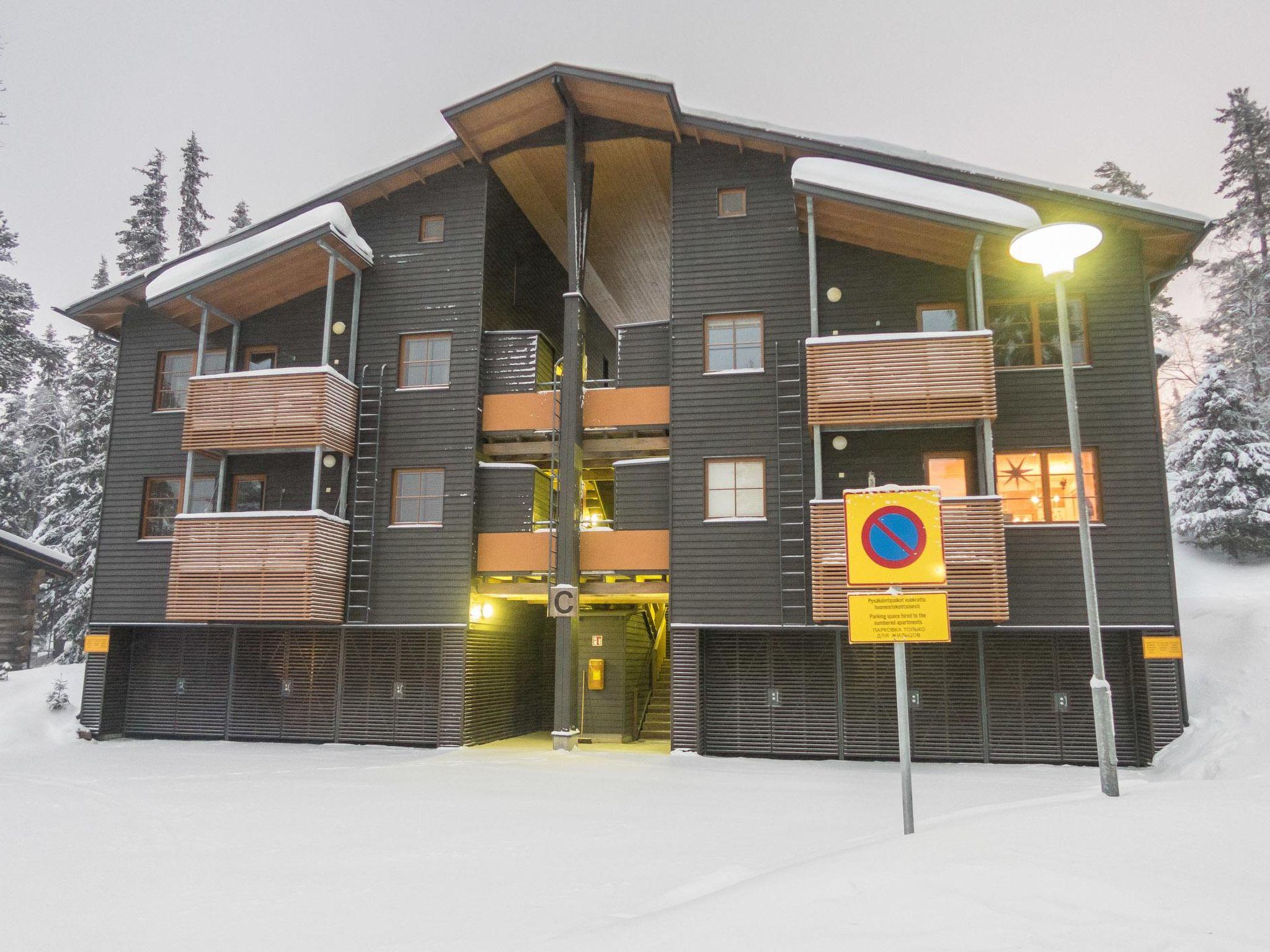 Foto 1 - Casa de 1 habitación en Kuusamo con sauna y vistas a la montaña