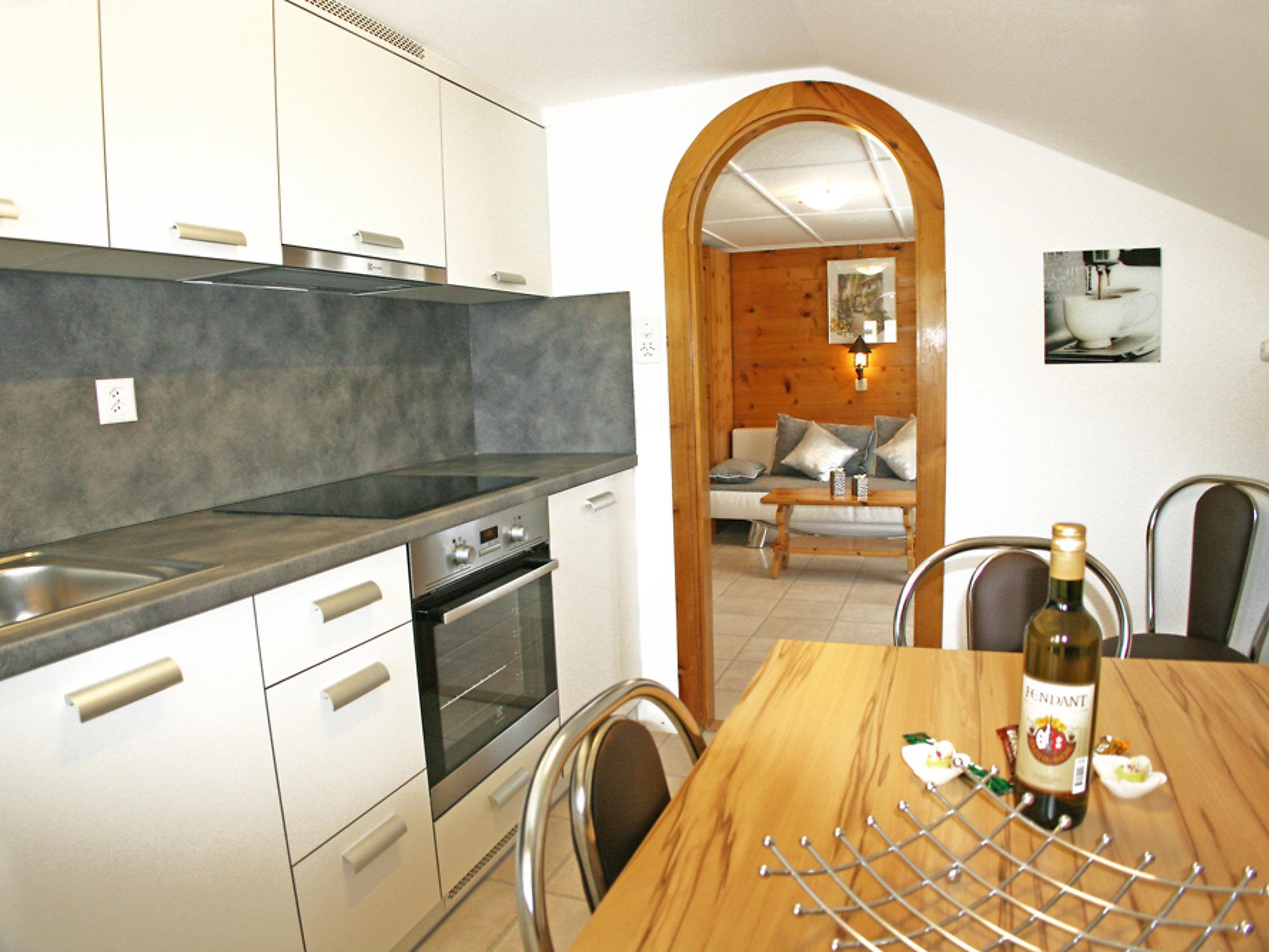 Photo 9 - 3 bedroom Apartment in Grächen with garden and mountain view