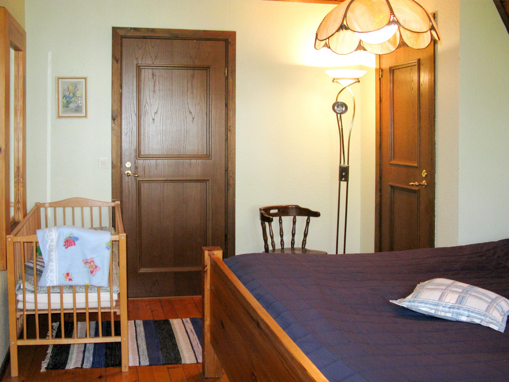 Foto 9 - Apartment mit 2 Schlafzimmern in Vikbolandet mit garten