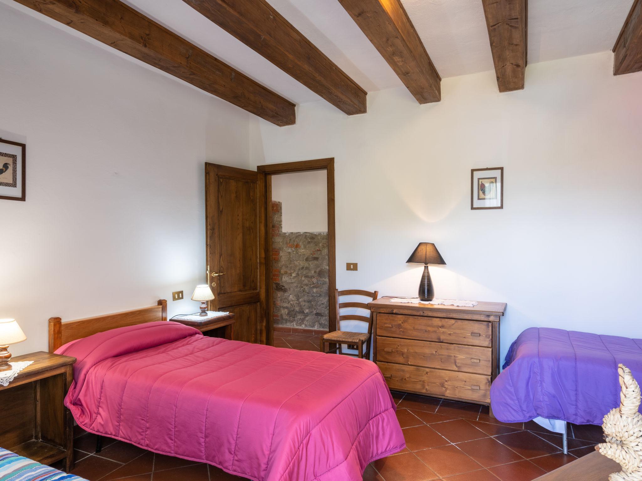 Photo 24 - 11 bedroom House in Civitella in Val di Chiana with private pool and garden