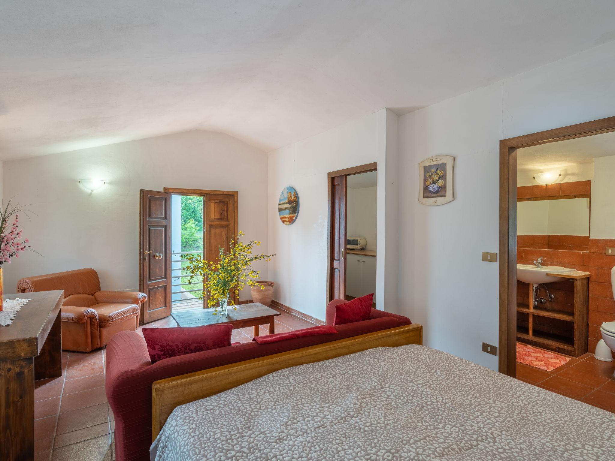 Foto 14 - Casa de 11 habitaciones en Civitella in Val di Chiana con piscina privada y jardín