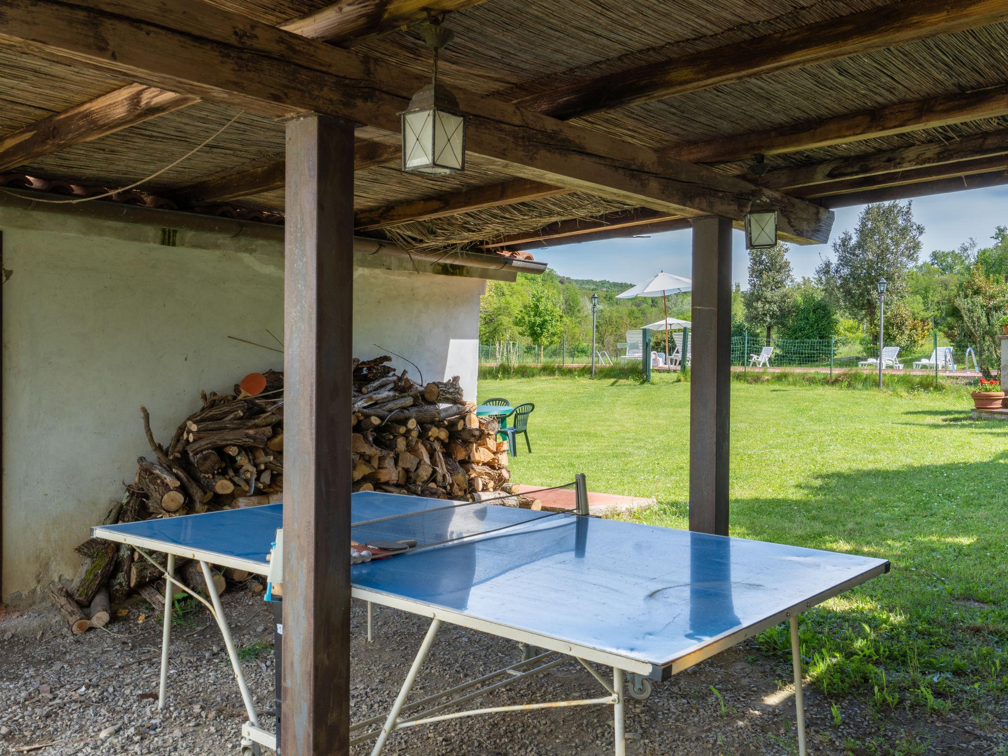 Foto 42 - Haus mit 11 Schlafzimmern in Civitella in Val di Chiana mit privater pool und garten