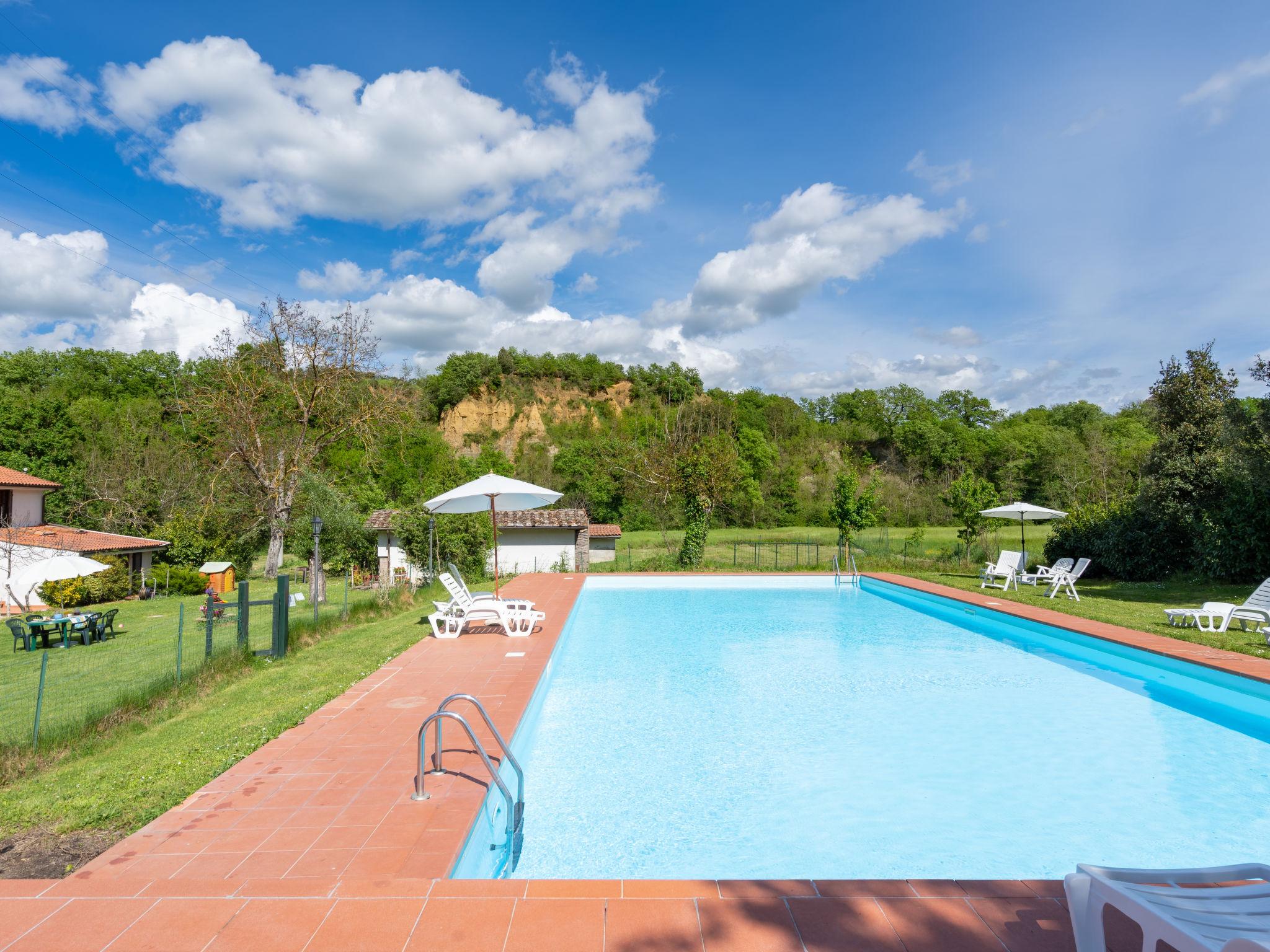 Foto 45 - Haus mit 11 Schlafzimmern in Civitella in Val di Chiana mit privater pool und garten