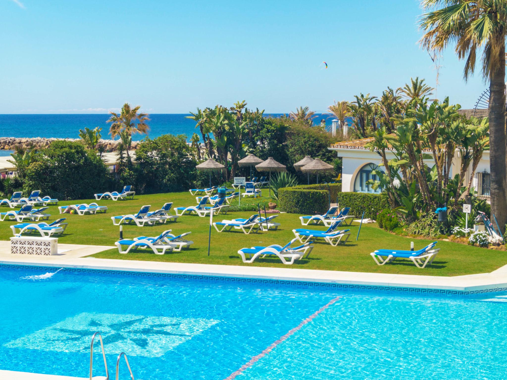Foto 32 - Apartment mit 3 Schlafzimmern in Marbella mit schwimmbad und blick aufs meer