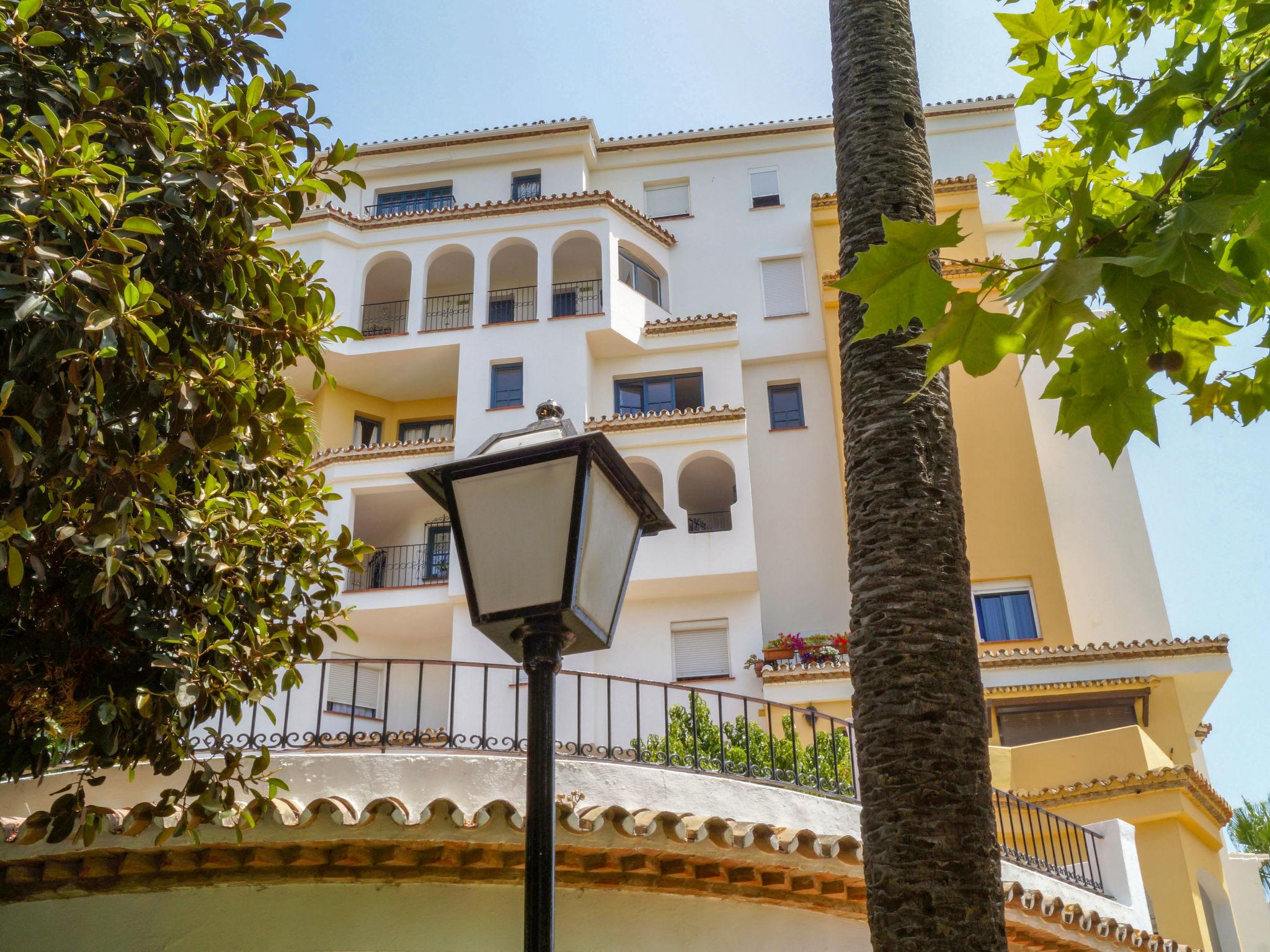 Foto 20 - Appartamento a Marbella con piscina e vista mare
