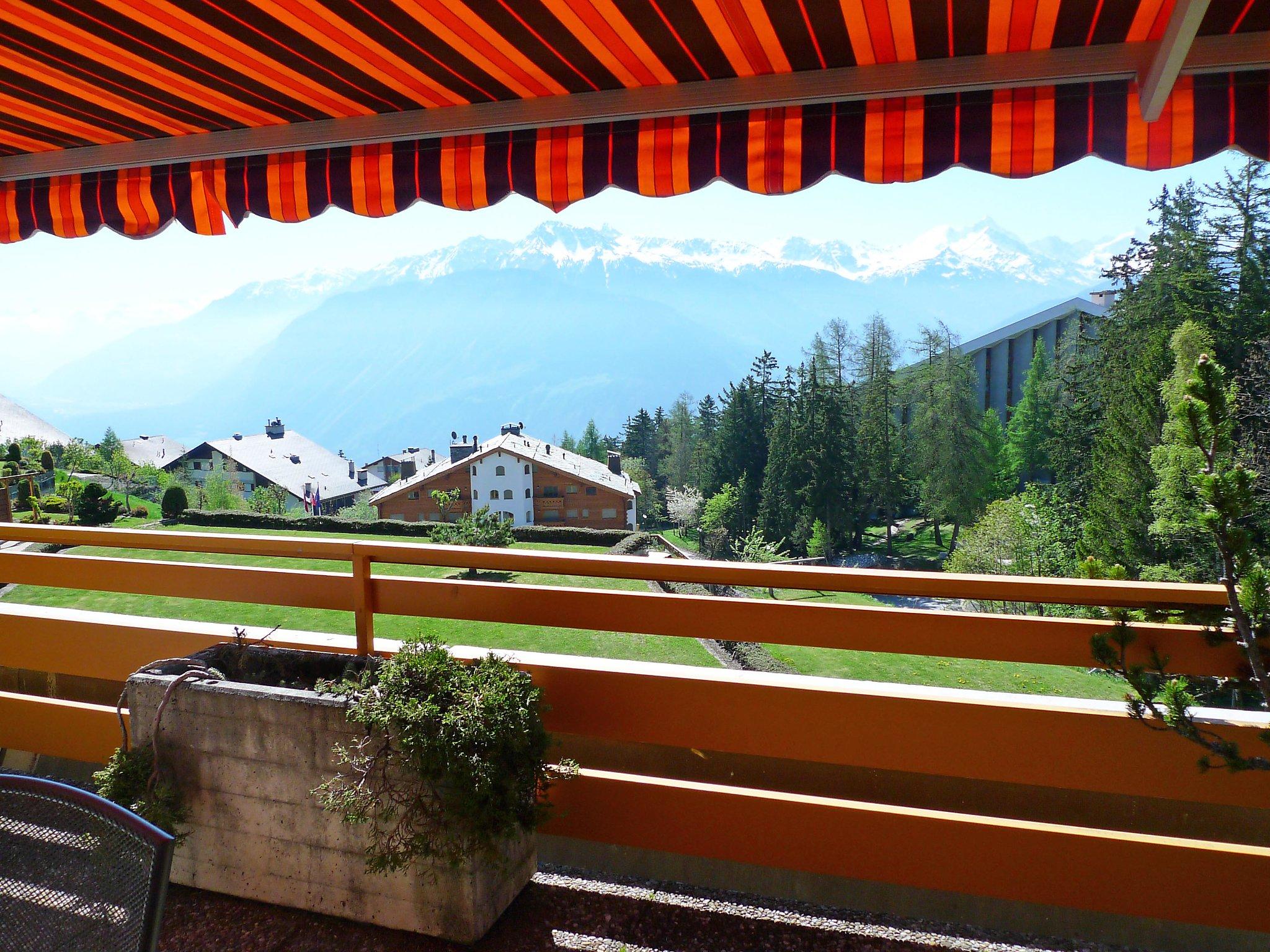 Foto 16 - Apartamento de 1 quarto em Crans-Montana com piscina e vista para a montanha