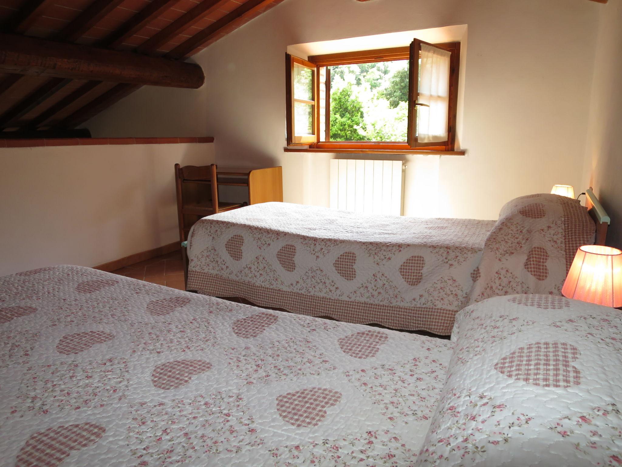 Foto 13 - Casa con 1 camera da letto a Volterra con piscina e giardino