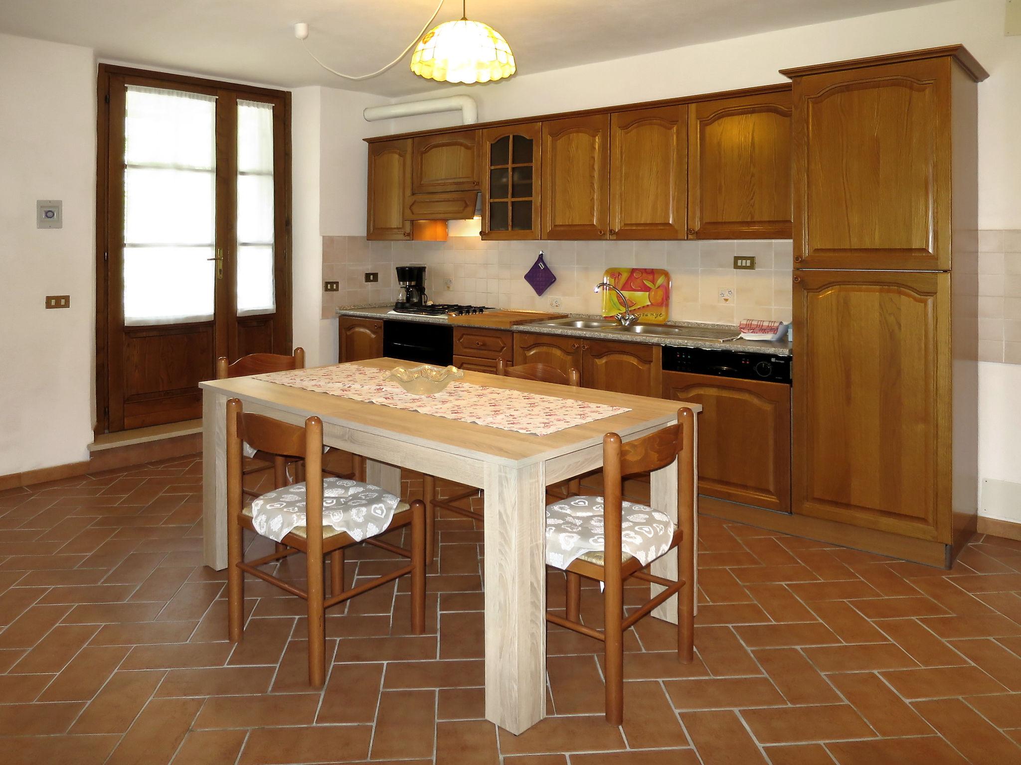 Photo 9 - Maison de 1 chambre à Volterra avec piscine et jardin