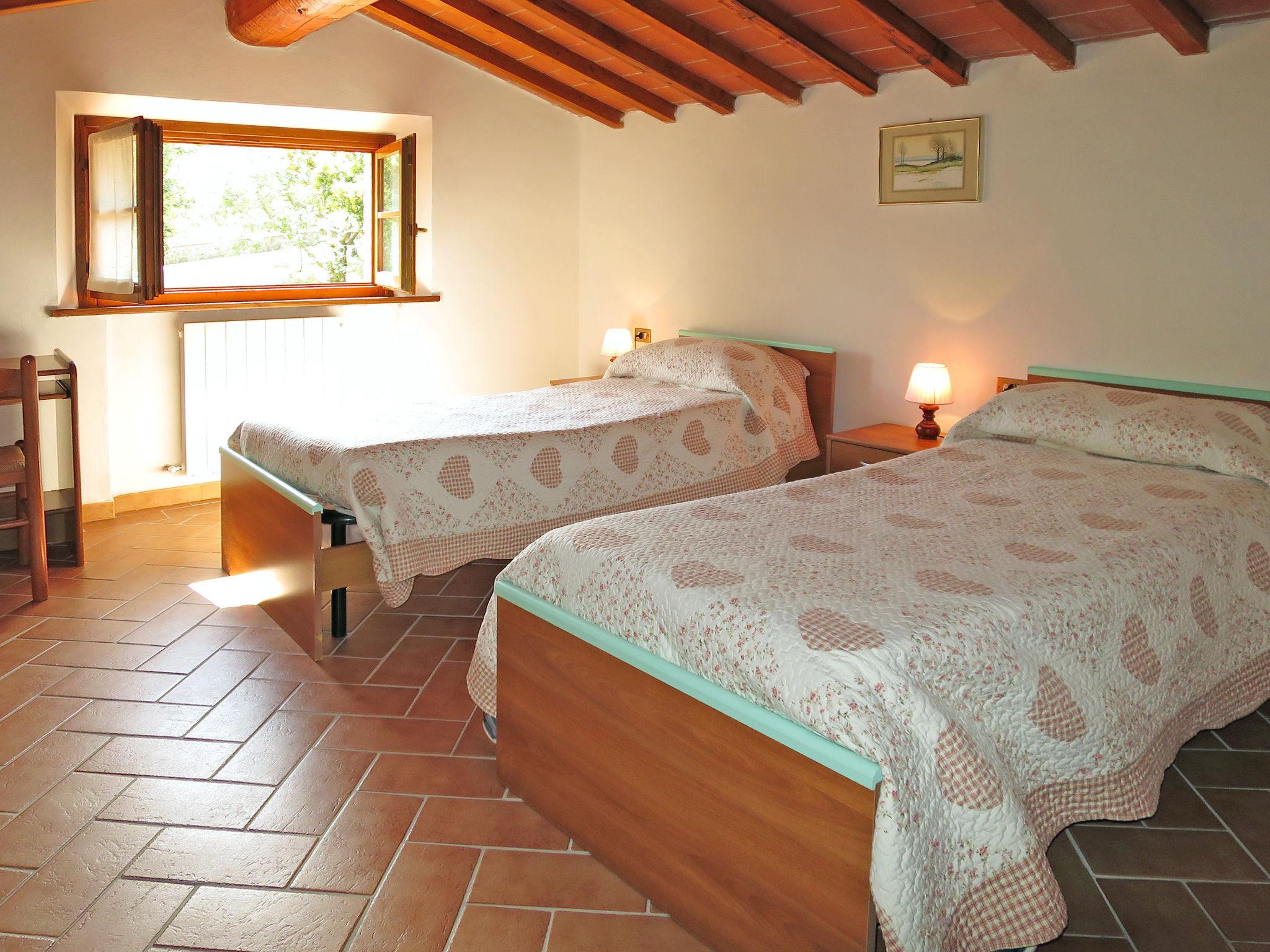 Foto 14 - Casa con 1 camera da letto a Volterra con piscina e giardino