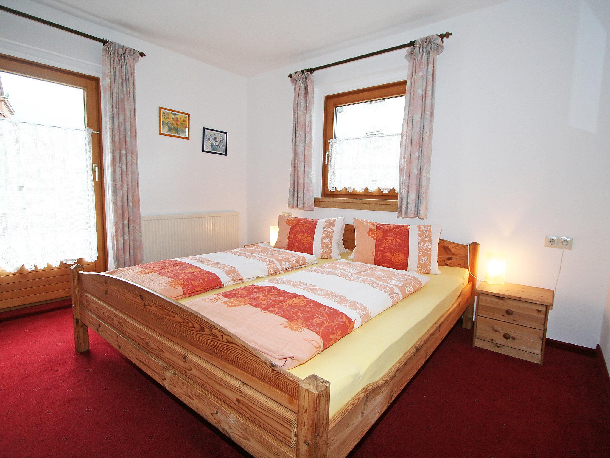 Foto 3 - Apartamento de 2 quartos em Mayrhofen com vista para a montanha
