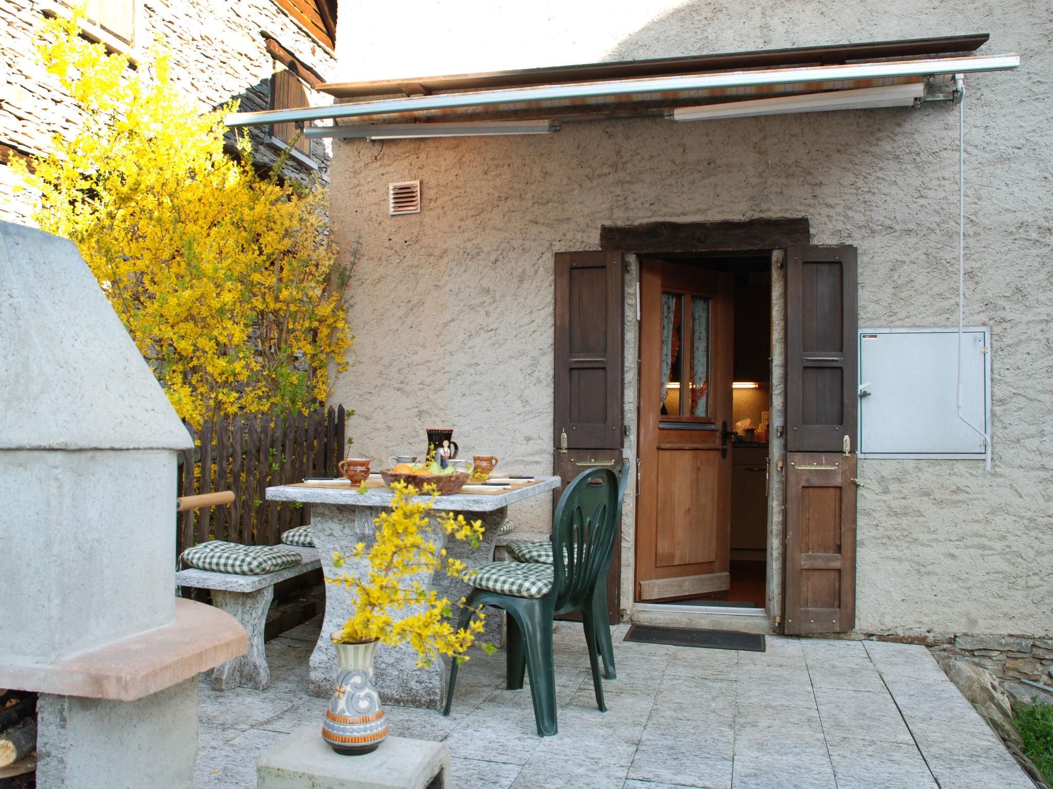Foto 7 - Casa de 2 quartos em Blenio com jardim e terraço
