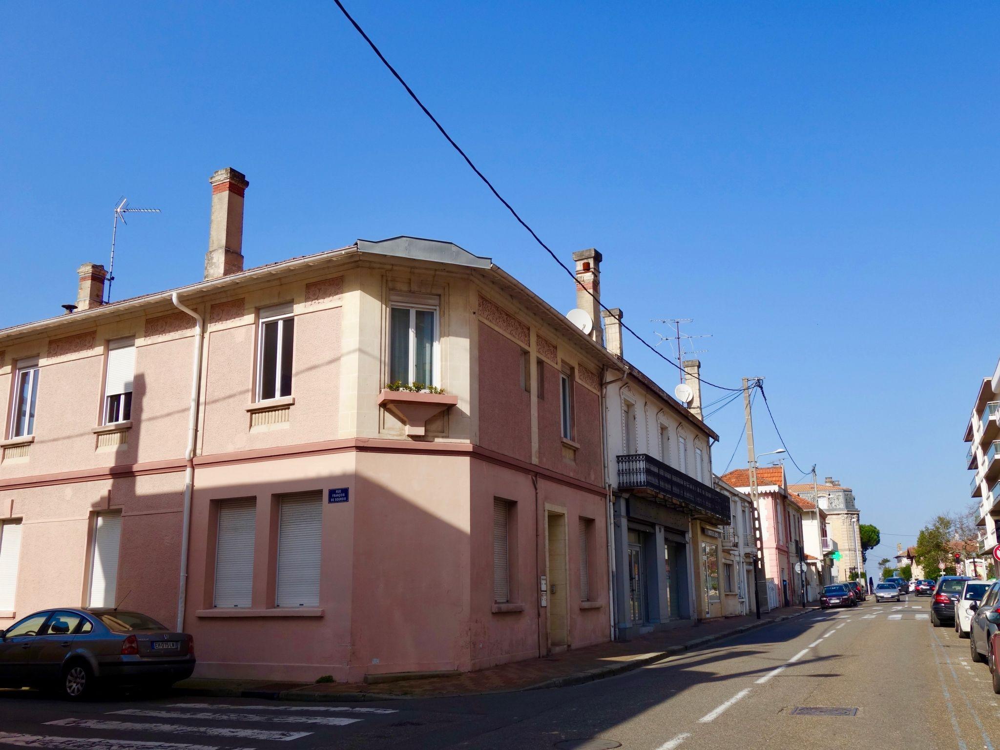 Foto 16 - Apartamento de 1 habitación en Arcachon con terraza y vistas al mar