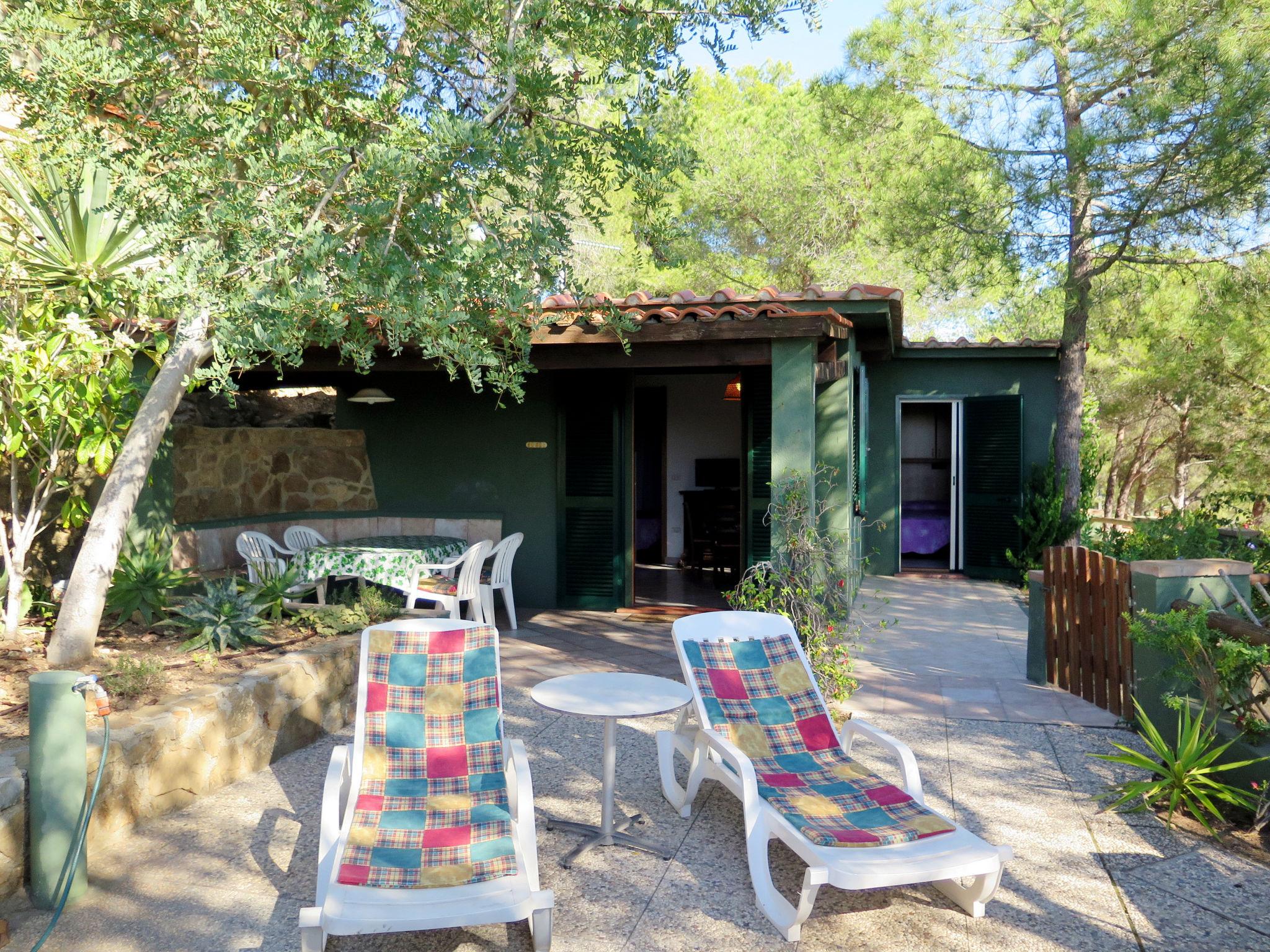 Photo 18 - Maison de 2 chambres à Capoliveri avec jardin et vues à la mer