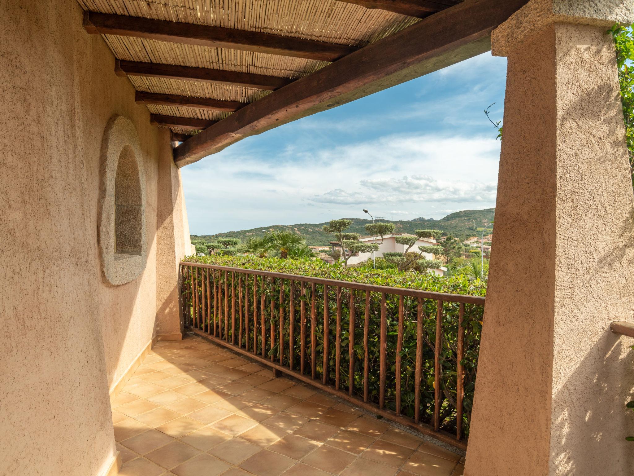 Foto 16 - Casa de 1 habitación en Loiri Porto San Paolo con piscina y vistas al mar