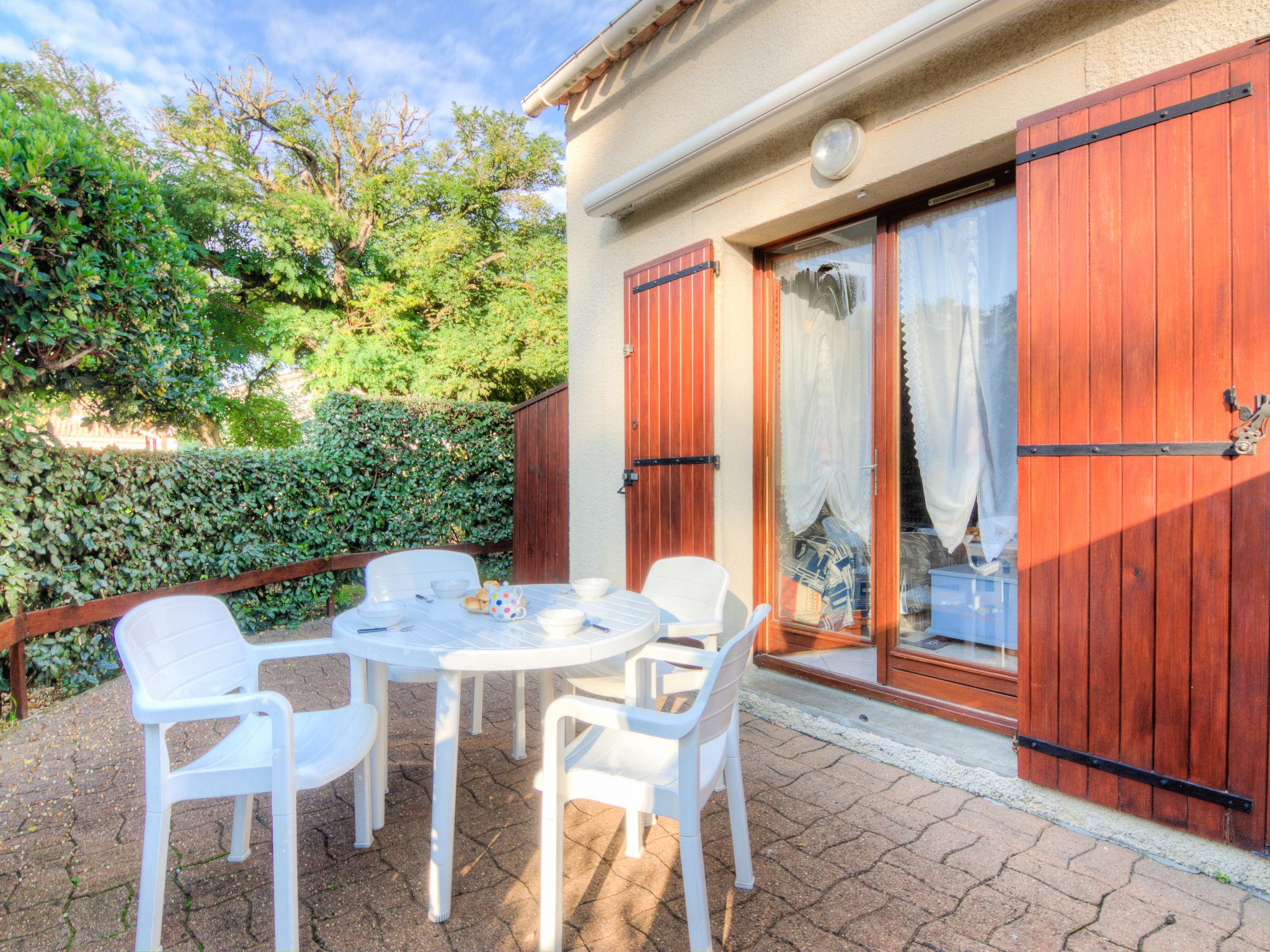 Foto 1 - Haus mit 2 Schlafzimmern in Saint-Georges-de-Didonne mit terrasse und blick aufs meer