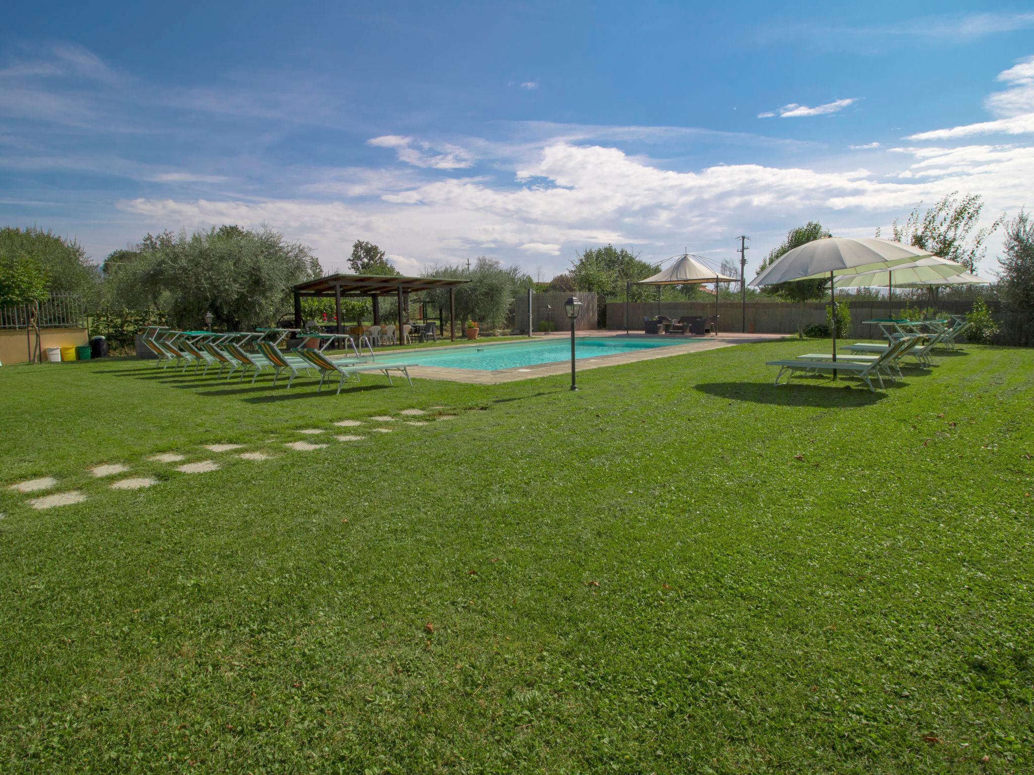 Foto 6 - Haus mit 10 Schlafzimmern in Cortona mit privater pool und garten