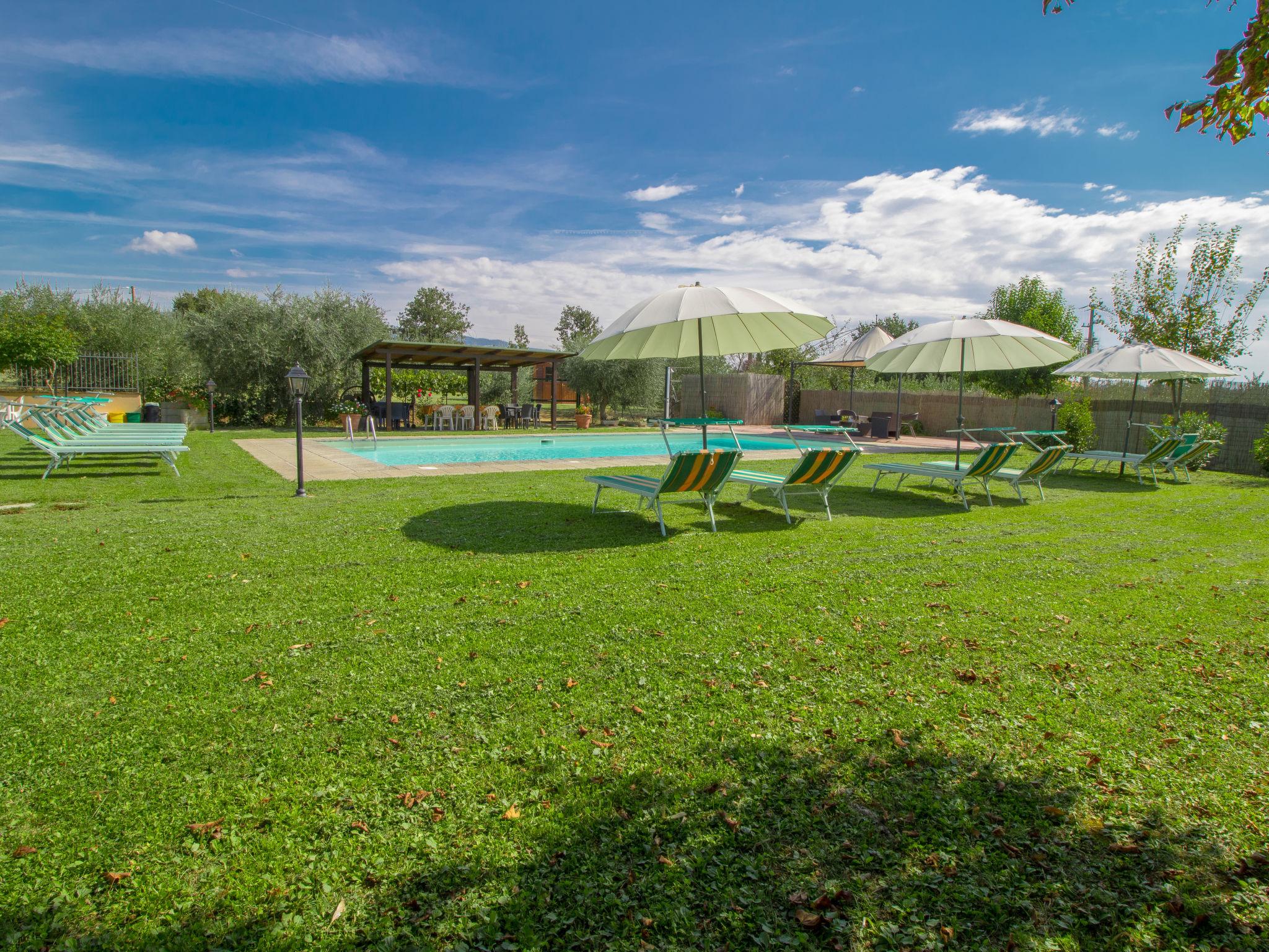 Foto 8 - Casa de 10 quartos em Cortona com piscina privada e jardim