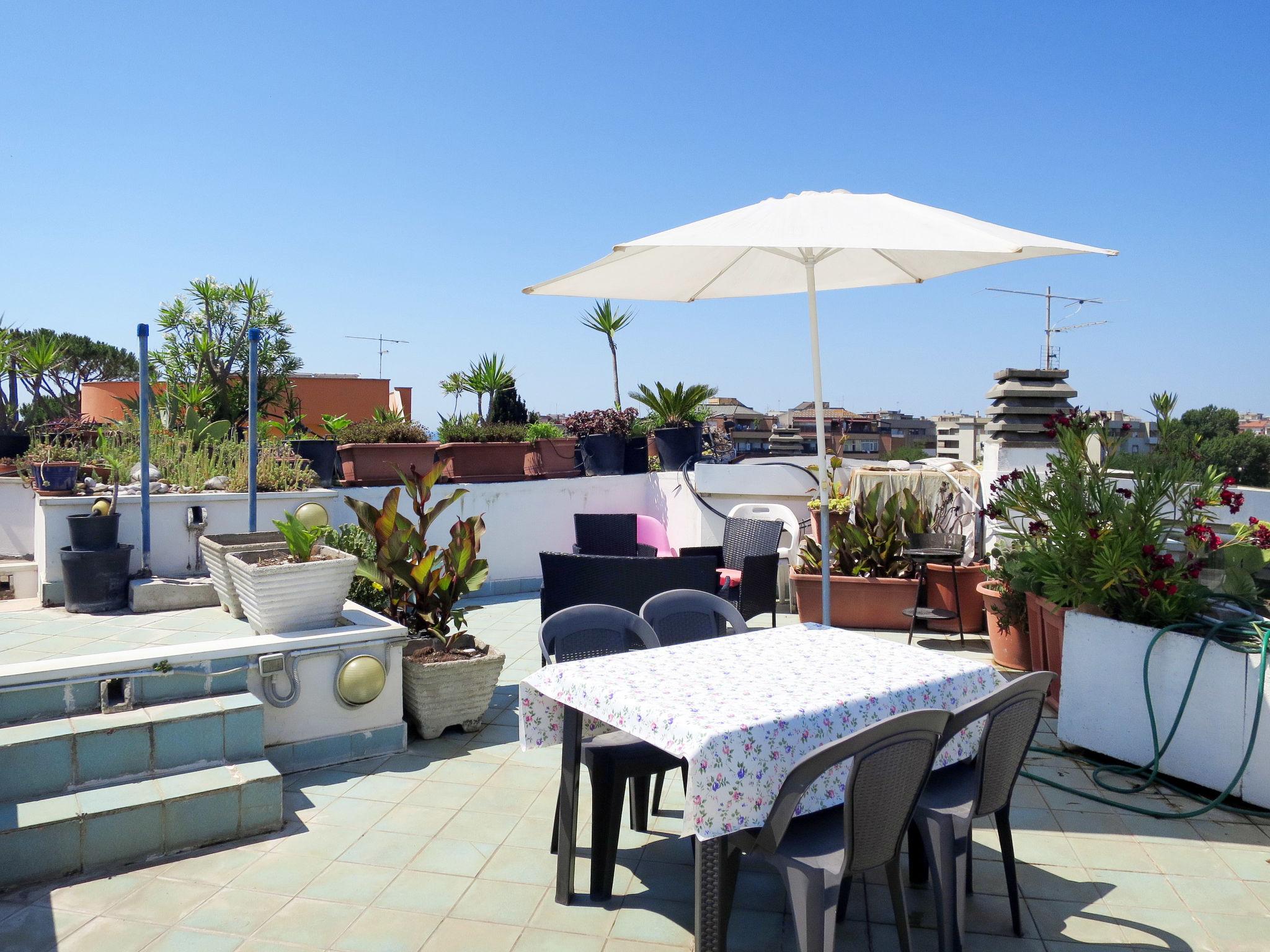 Foto 5 - Casa con 4 camere da letto a Nettuno con giardino e vista mare