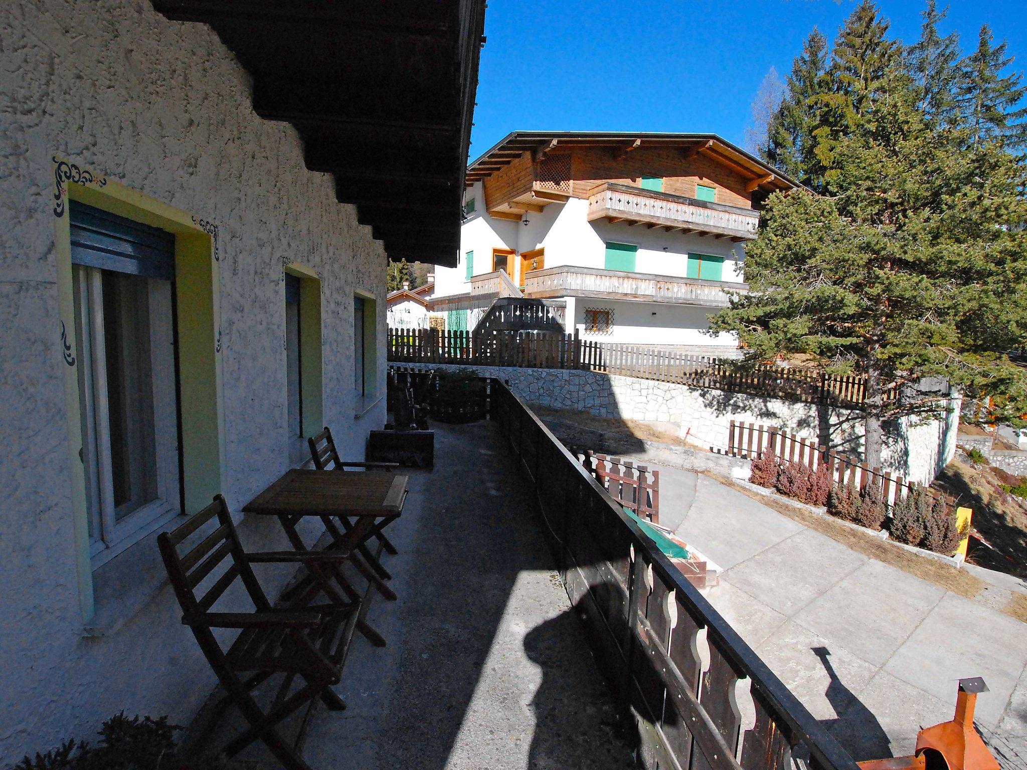 Photo 9 - Appartement de 2 chambres à Alleghe avec jardin et vues sur la montagne