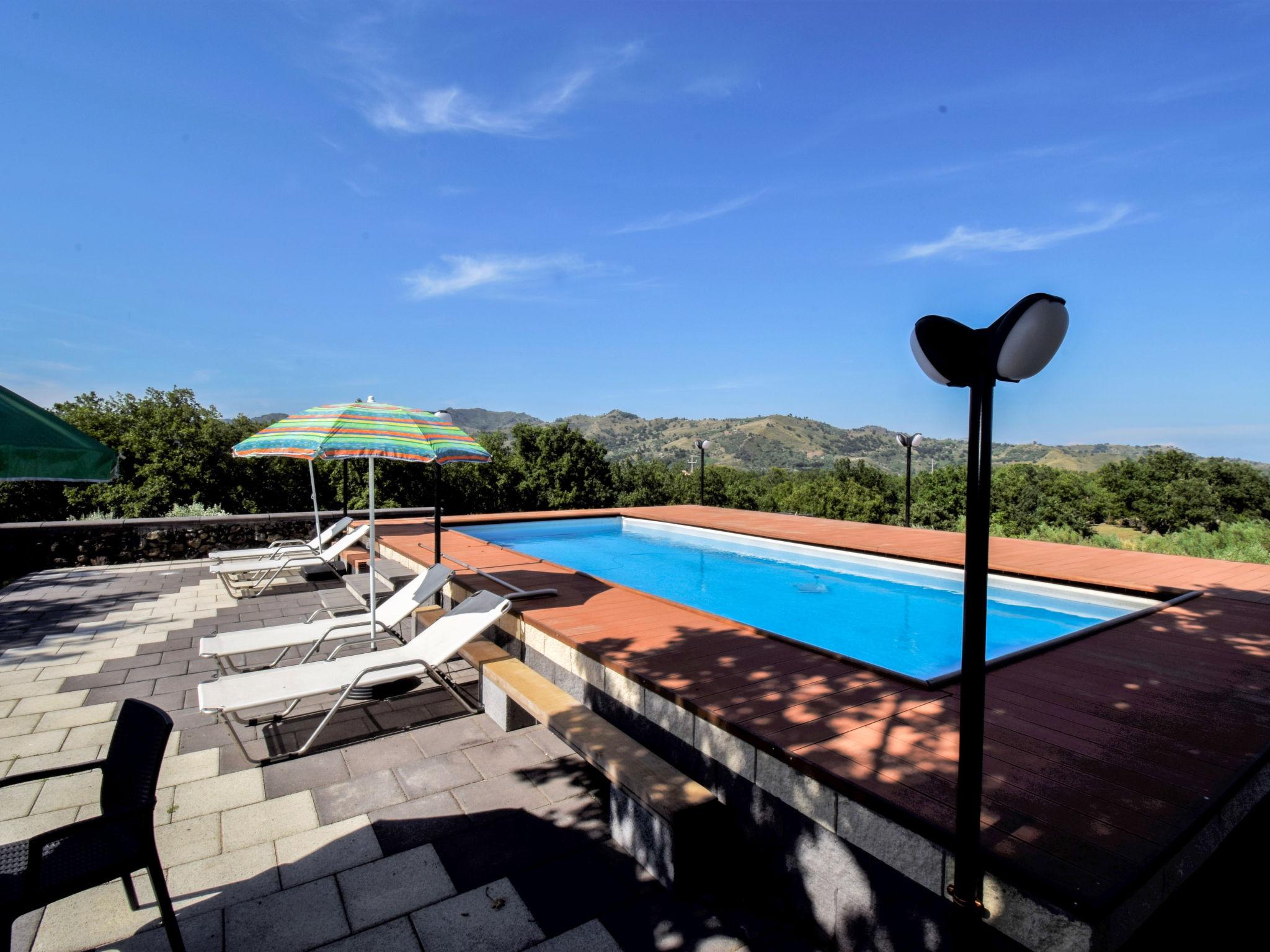 Photo 21 - 1 bedroom Apartment in Piedimonte Etneo with swimming pool and garden